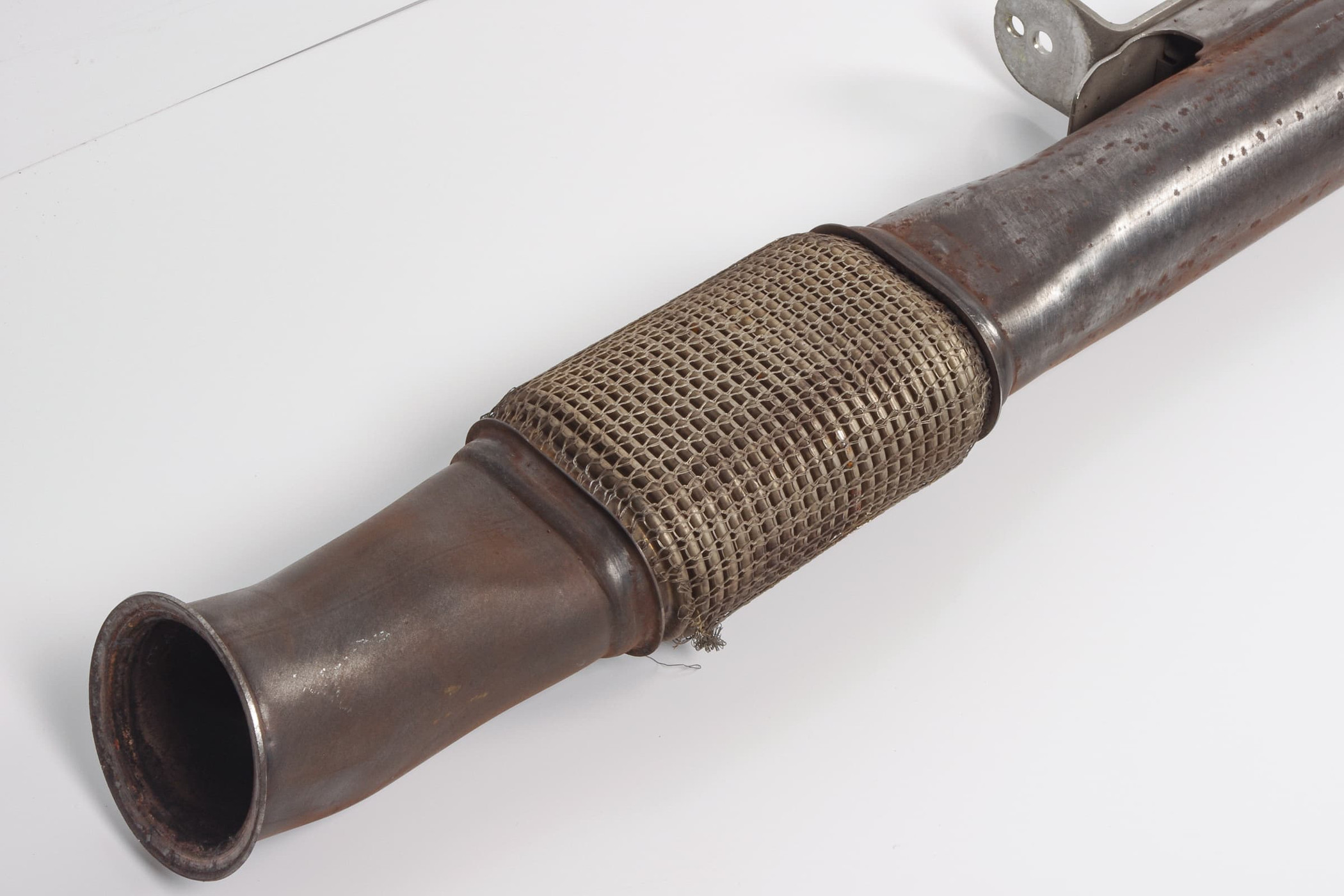 Mercedes 2054910401 AMG Exhaust Central | W205 S205 C205 C