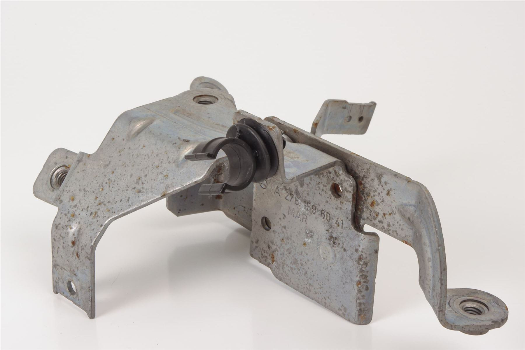 Mercedes 2761596041 Vacuum Pump Bracket | W205 C C207 A207 W212 W213 C238 E...