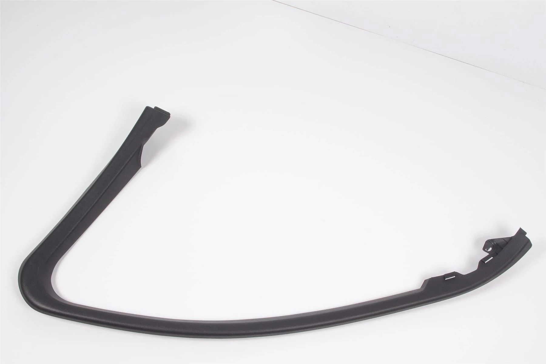 Mercedes 2057270271 Window Trim - Front Right Black | W205 C
