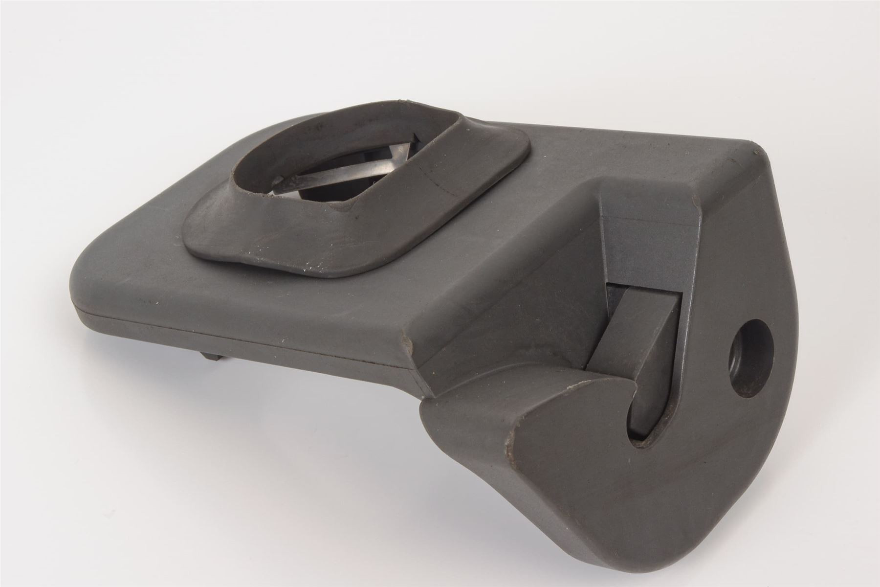 Mercedes 2308205210 Boot Partition Bracket - Right | R230 SL