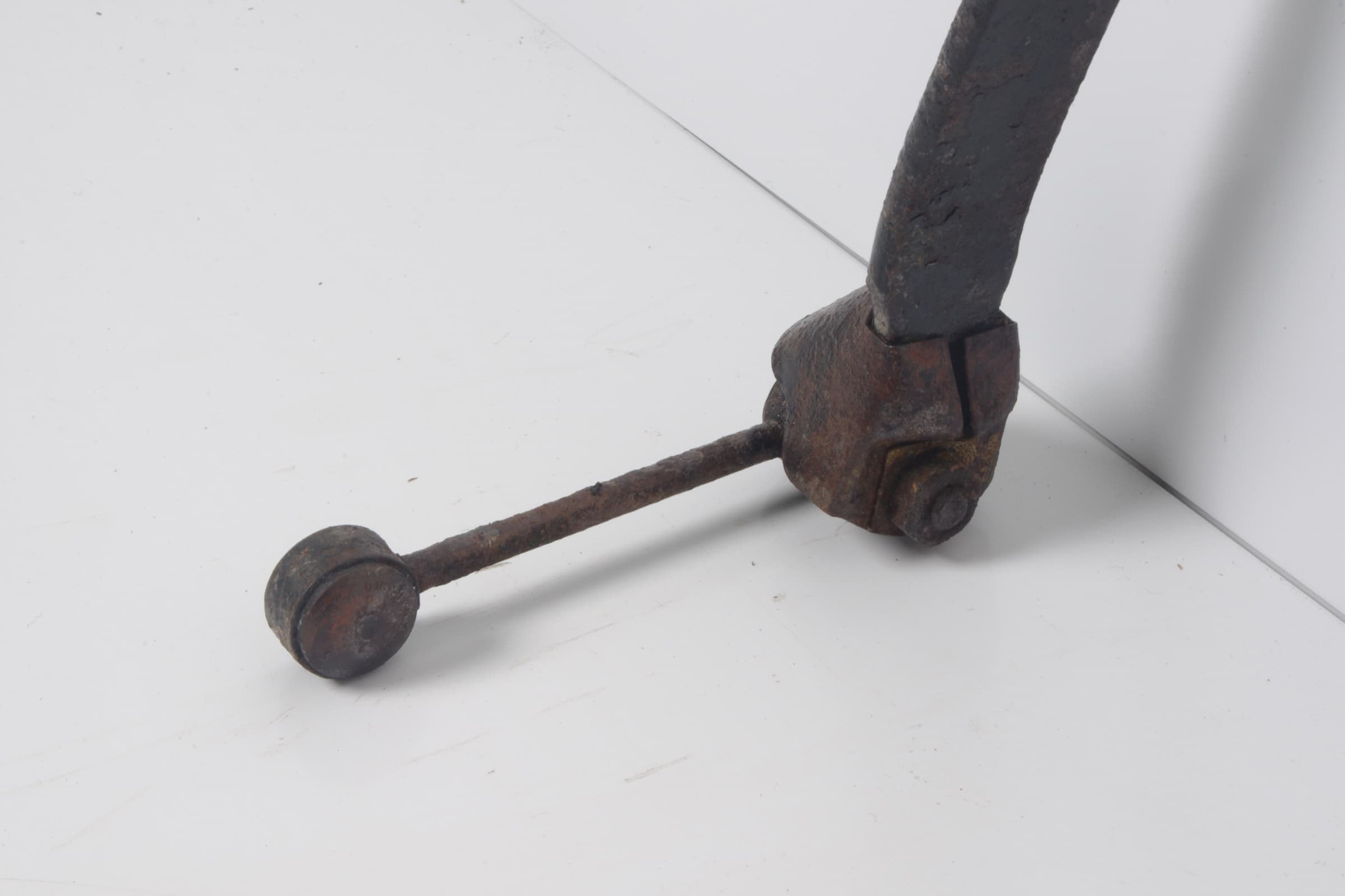 Mercedes 1073262365 Anti Roll Bar - Rear (a) | C107 R107 SL W116 S