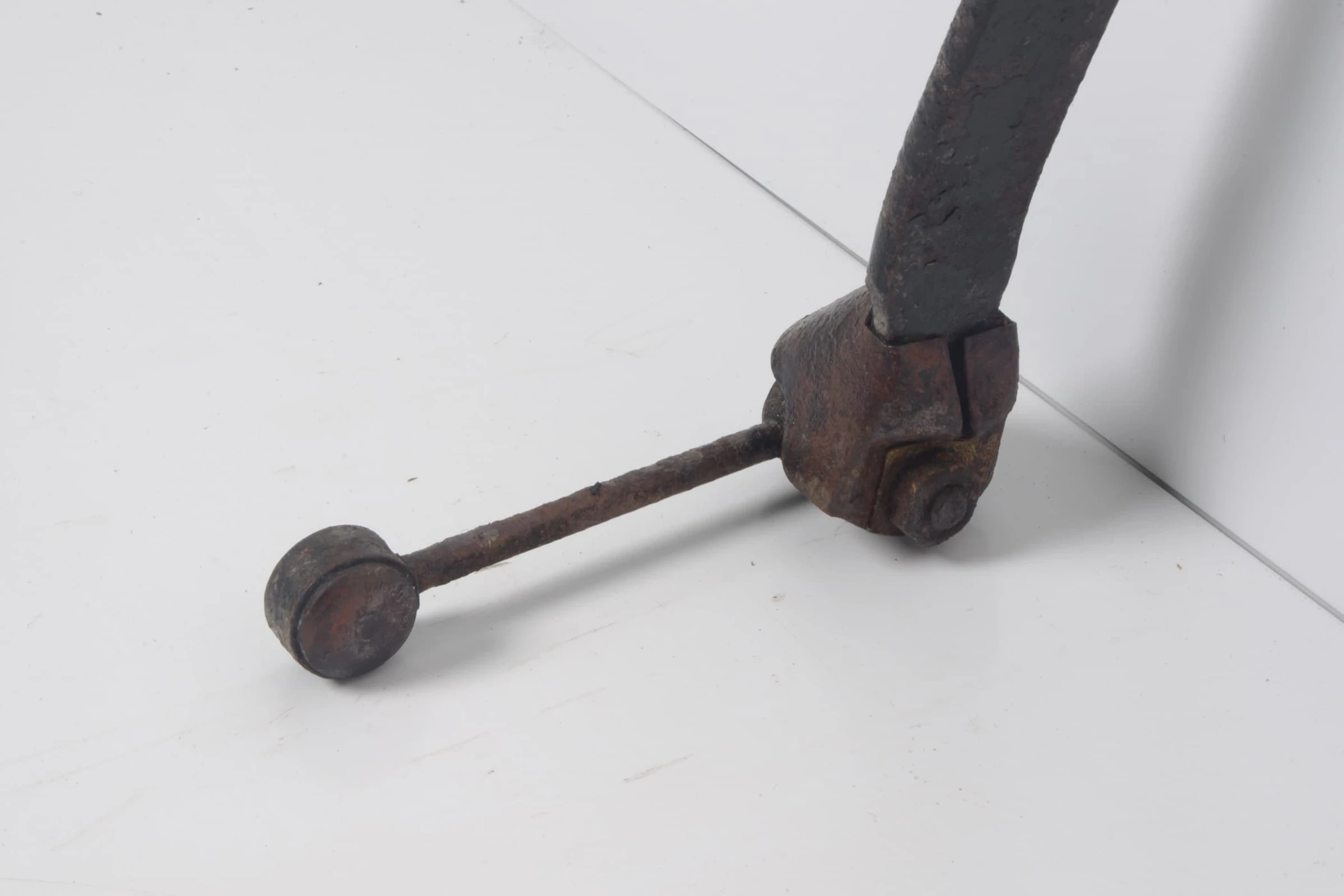 Mercedes 1073262365 Anti Roll Bar - Rear (a) | C107 R107 SL W116 S