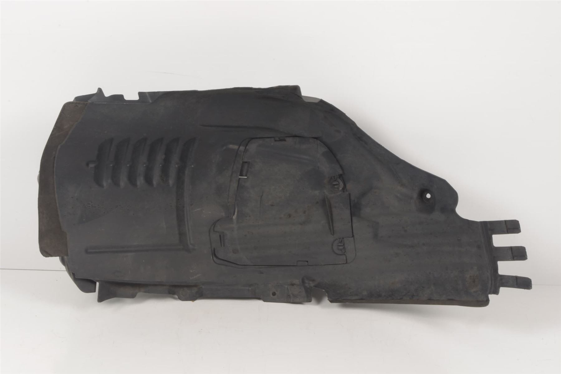 Mercedes 2056903401 Wheel Arch Liner - Front Right | W205 V205 C