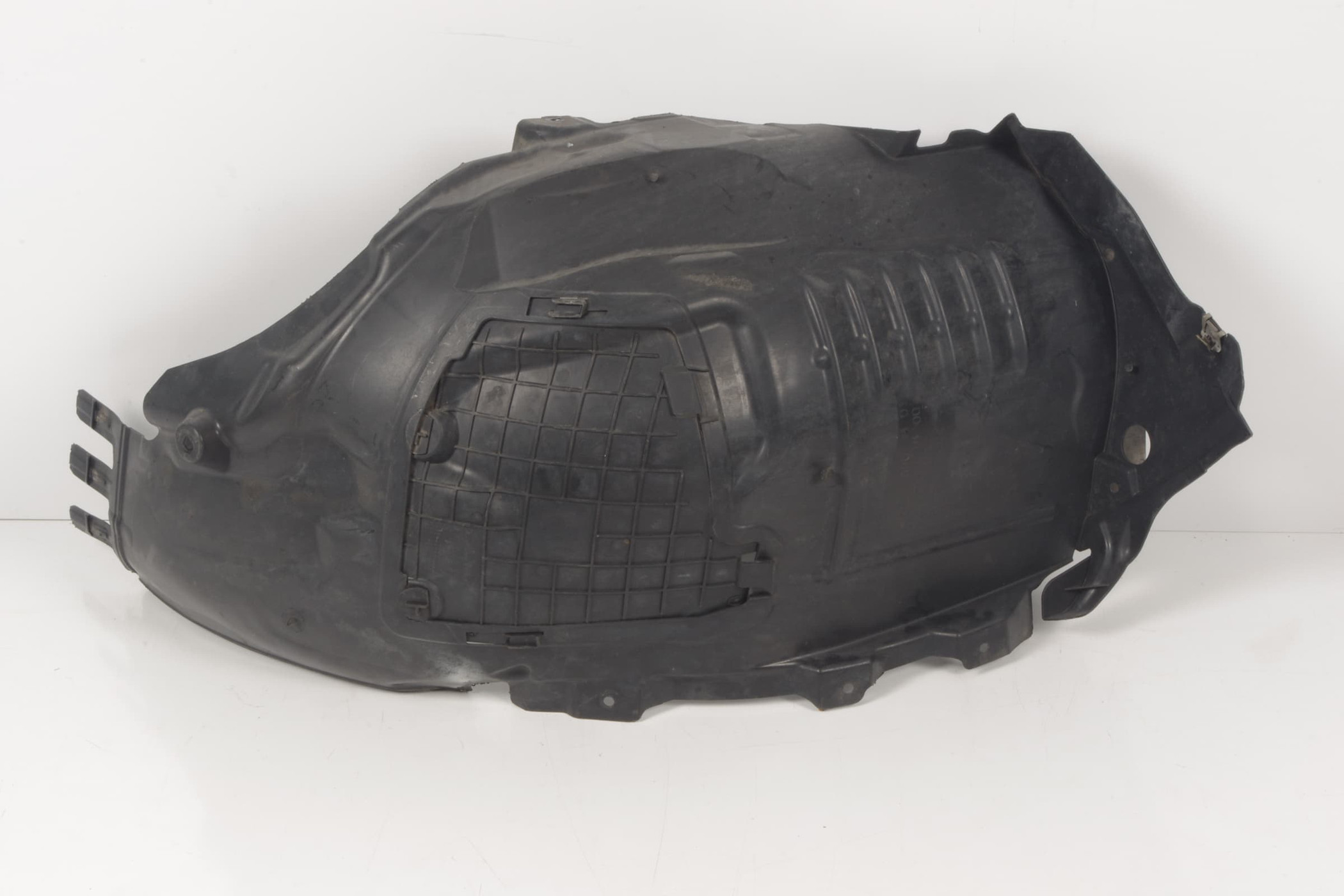 Mercedes 2056903401 Wheel Arch Liner - Front Right | W205 V205 C