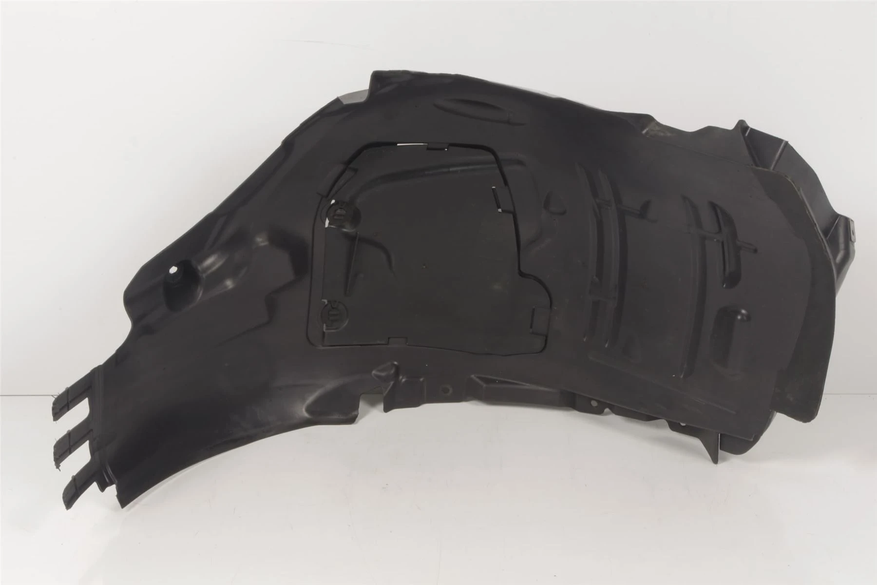 Mercedes 2056903301 Wheel Arch Liner - Front Left | W205 V205 C