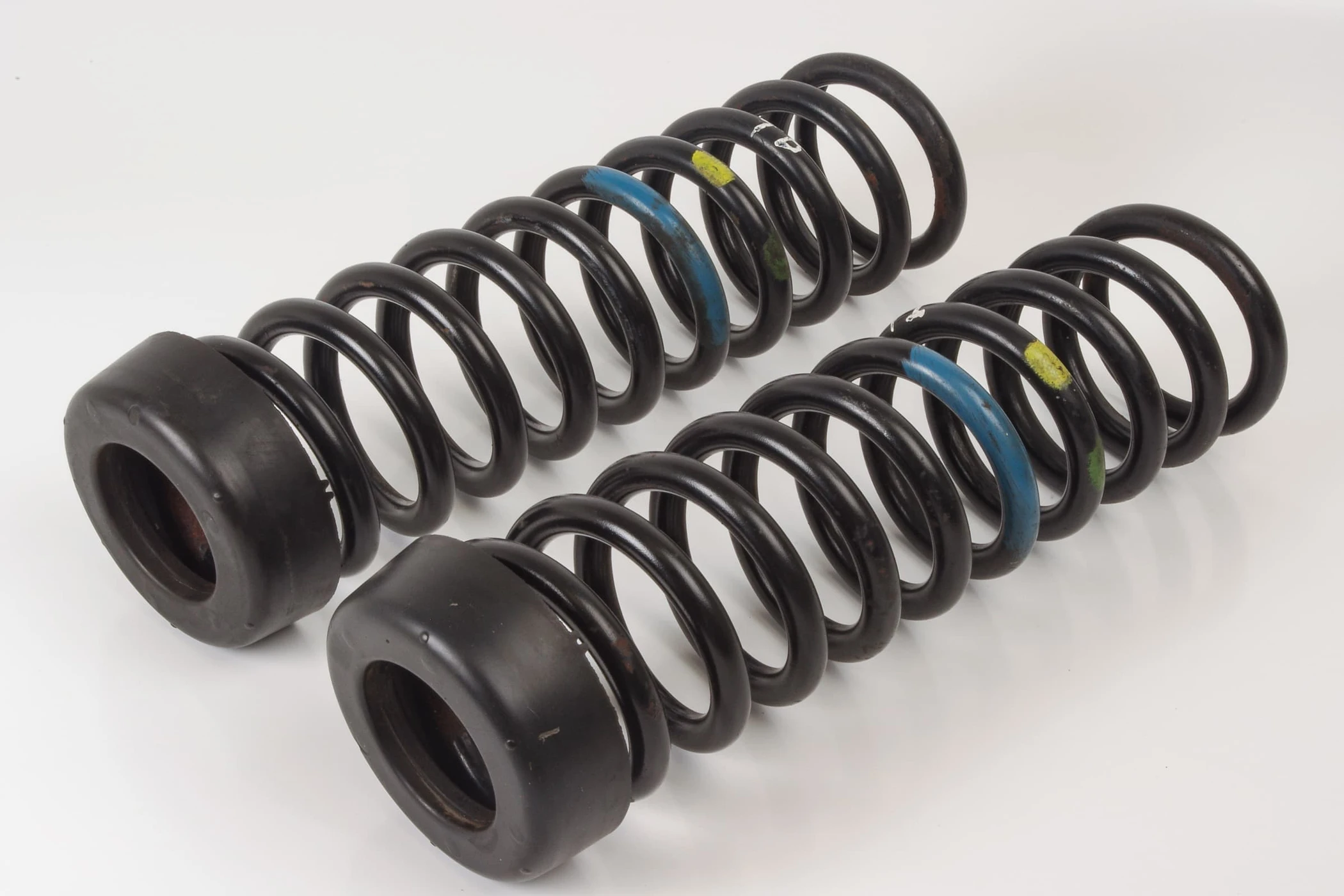 Mercedes 1293241204 Suspension Coil Spring x2 - Rear (a) | R129 SL