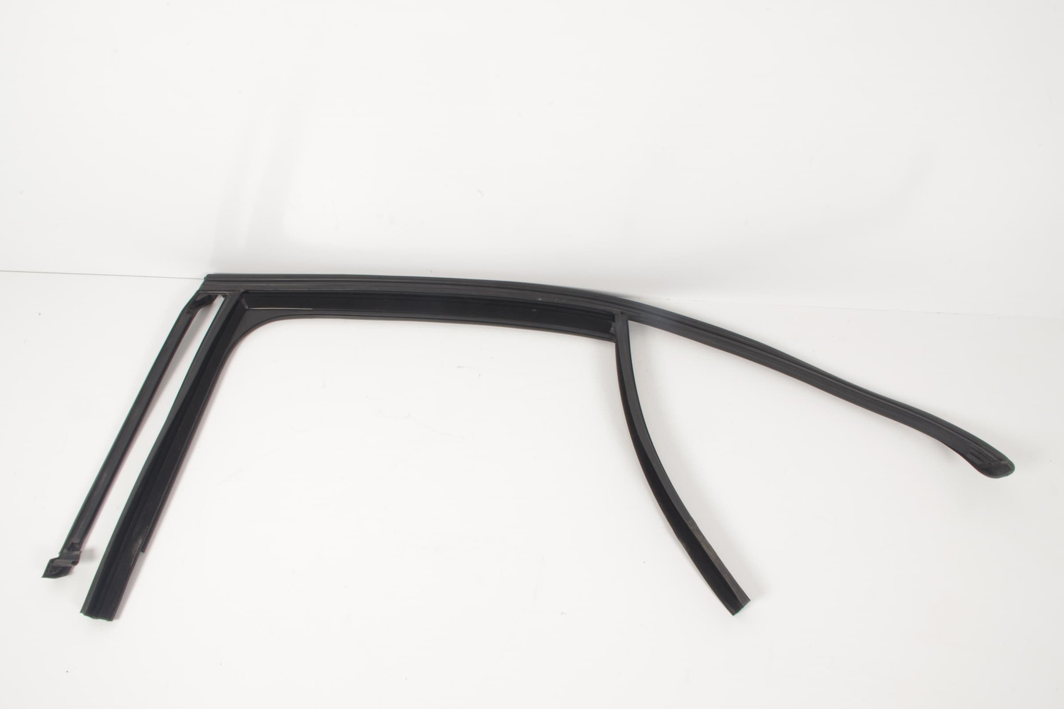 Mercedes 2057355300 Window Seal Rail - Rear Left | W205 V205 S205 C205 A205 C