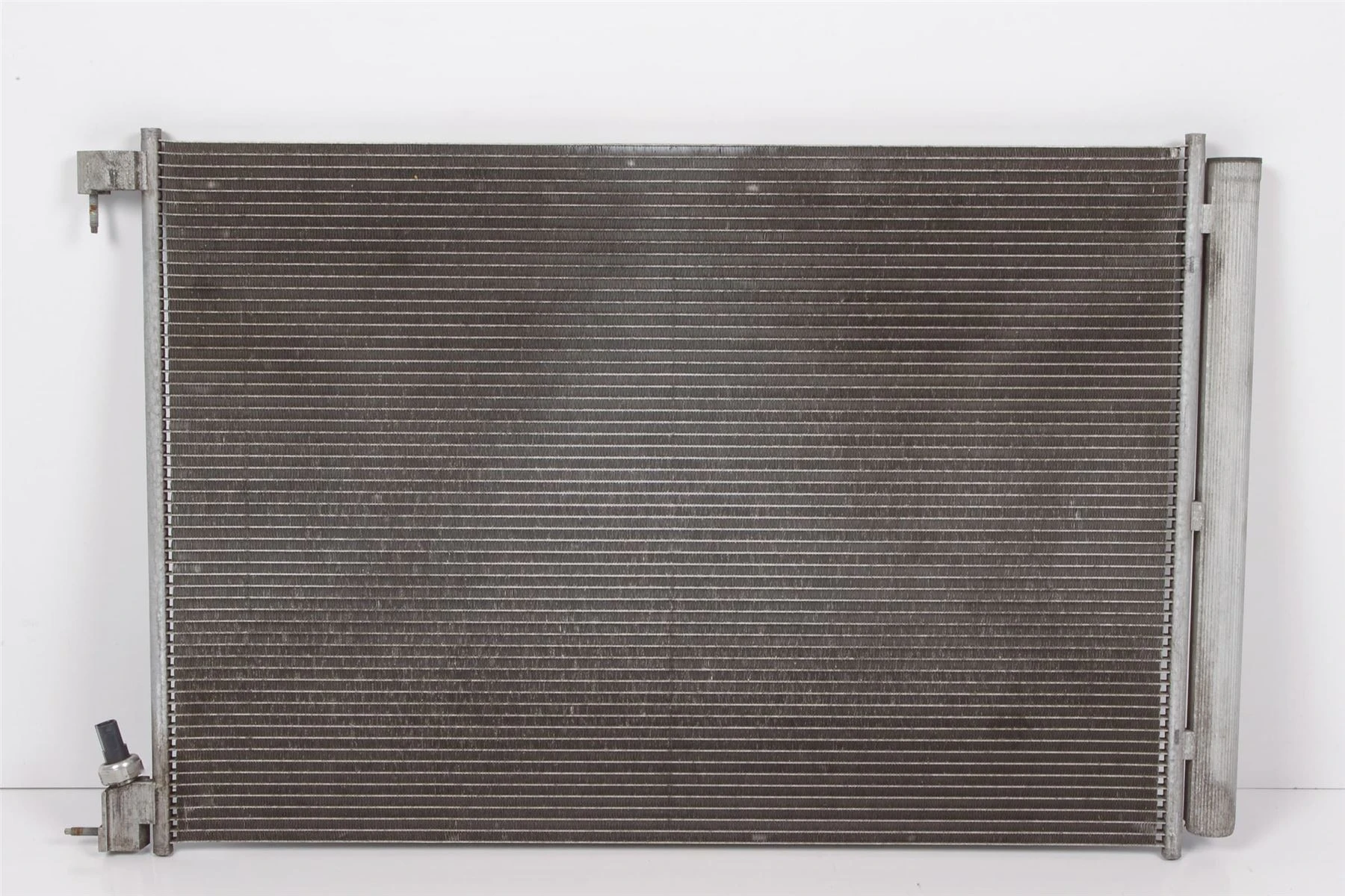 Mercedes 0995000454 A/C Condenser | C190 R190 GT W205 C W213 C238 E X253 GLC
