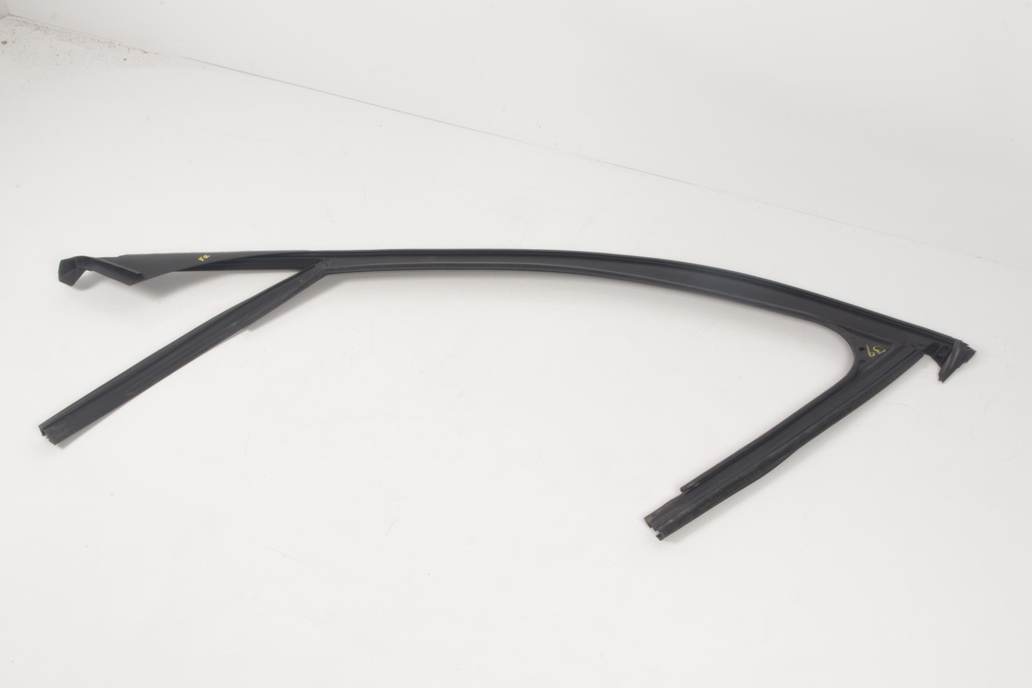 Mercedes 2057254600 Window Guide - Front Right | W205 V205 S205 C205 A205 C