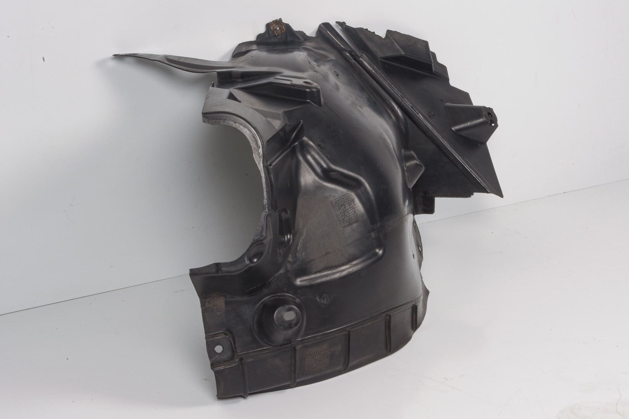 Mercedes 2046906830 Wheel Arch Liner - Front Left | W204 C