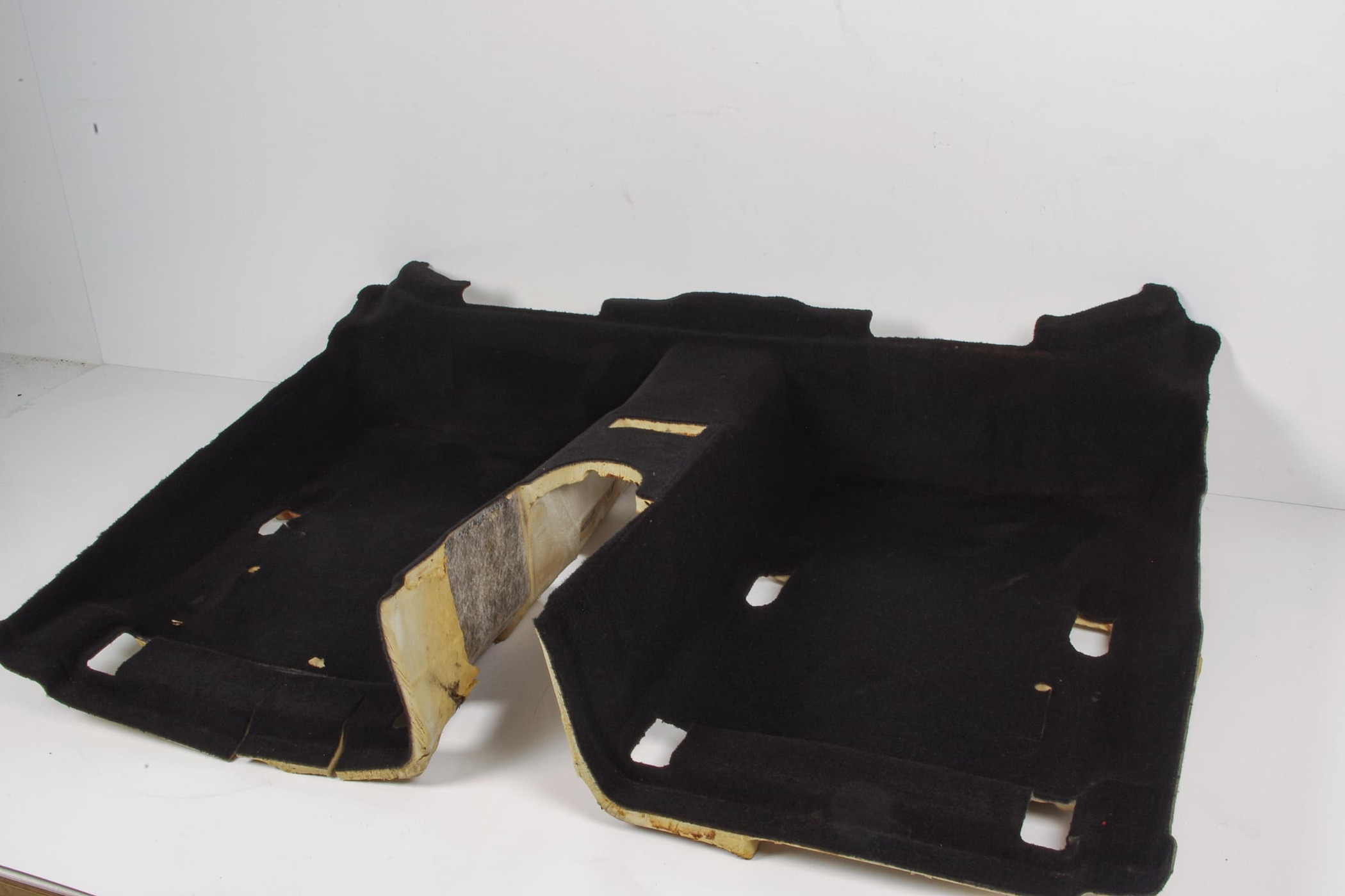 Mercedes 2046801441 Footwell Carpet Trim Panel - Rear Black | W204 C