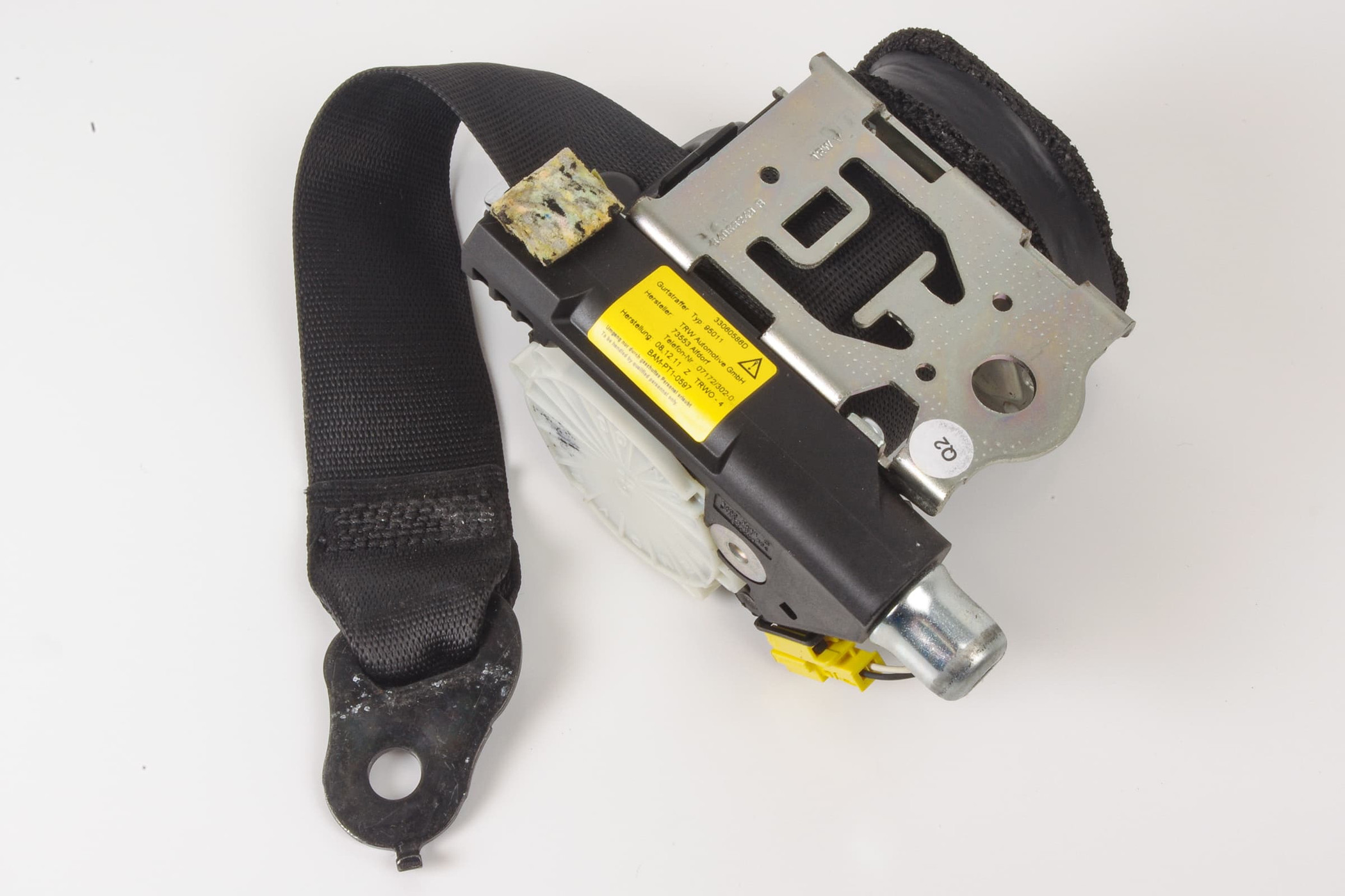 Mercedes 2048605586 Seat Belt - Rear Left Black | W204 C