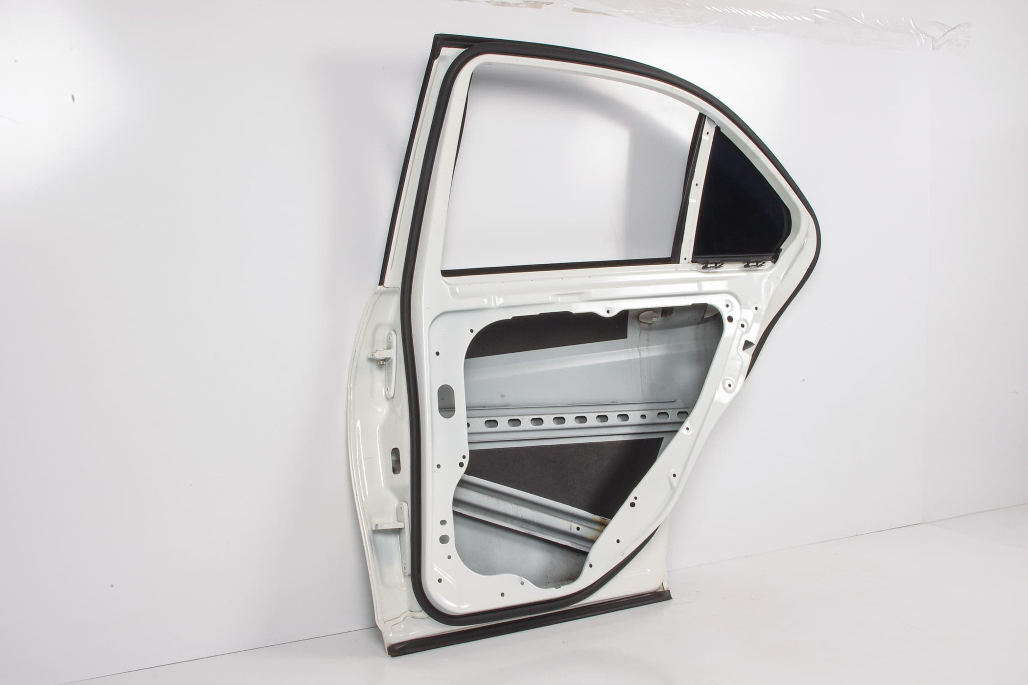 Mercedes 2047300205 Door Shell - Rear Right White | W204 C