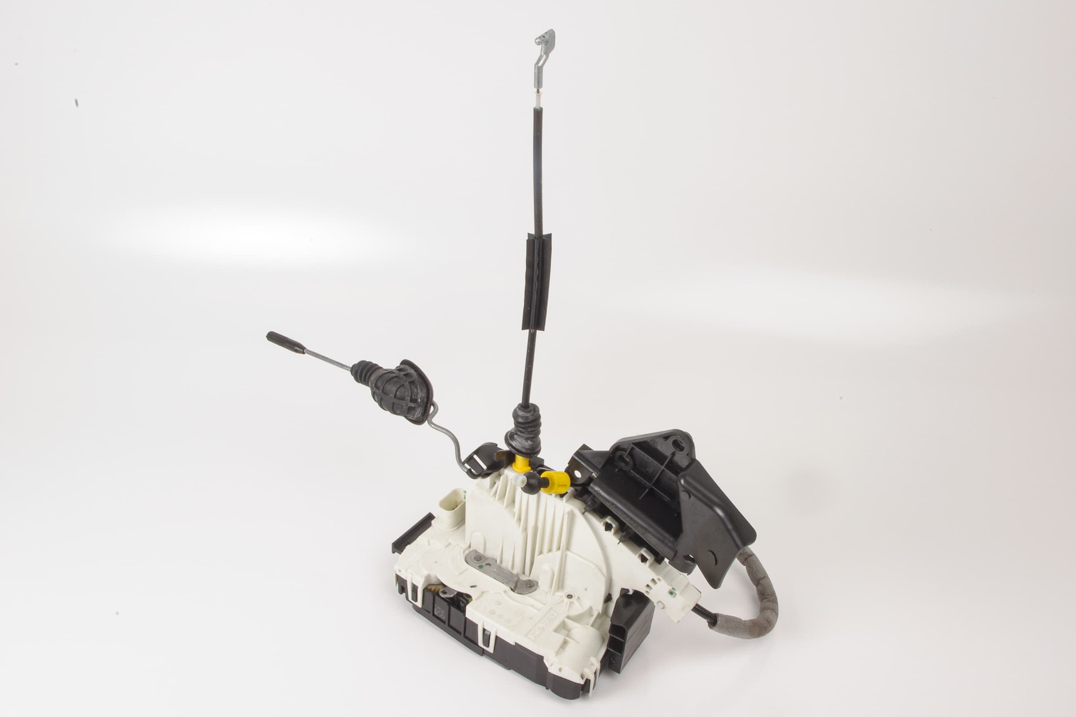 Mercedes 2047203635 Door Lock - Front Right | R172 SLK W204 C C207 A207 W212...