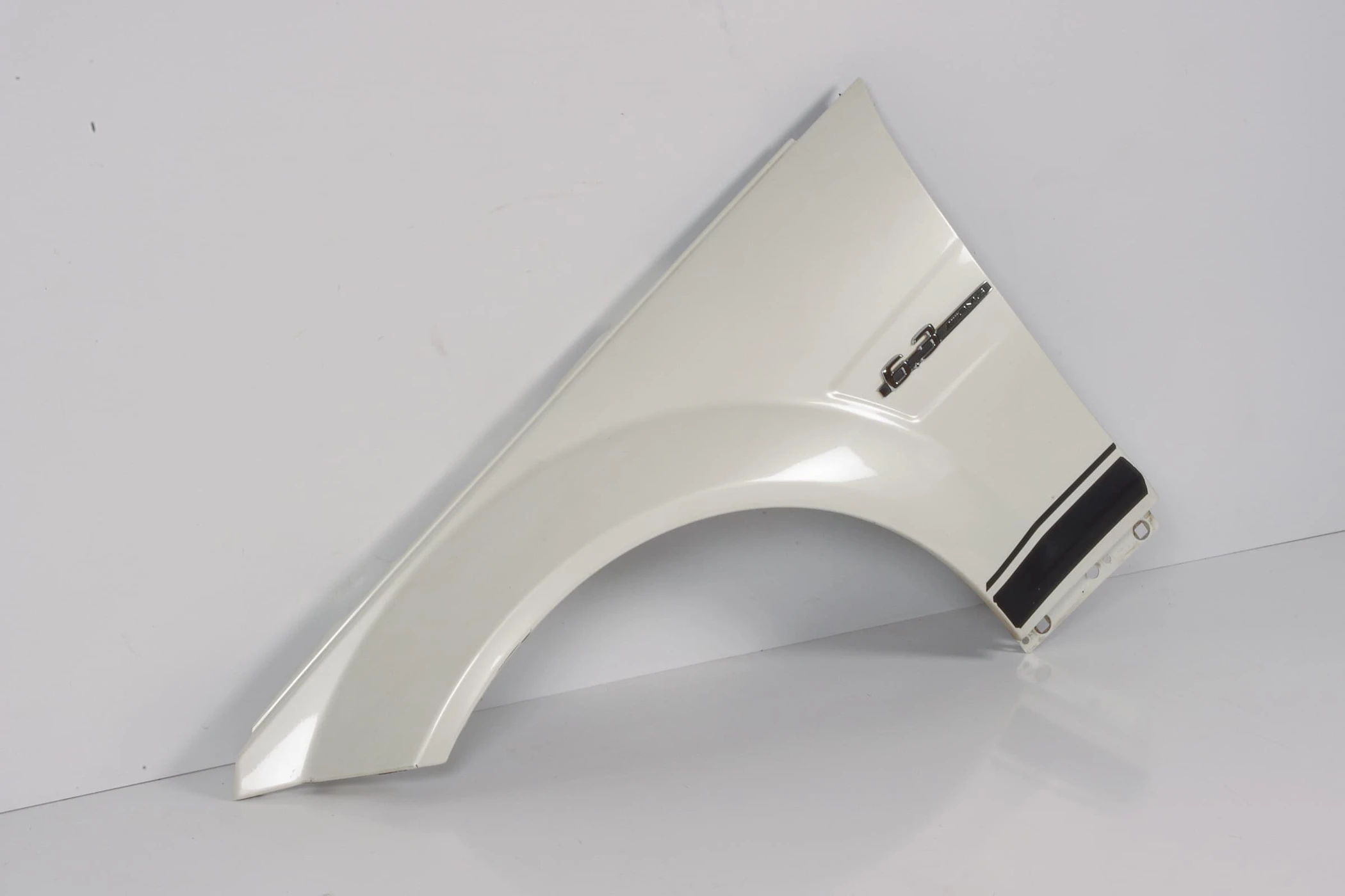 Mercedes 2048800718 AMG Wing - Front Left White | W204 C