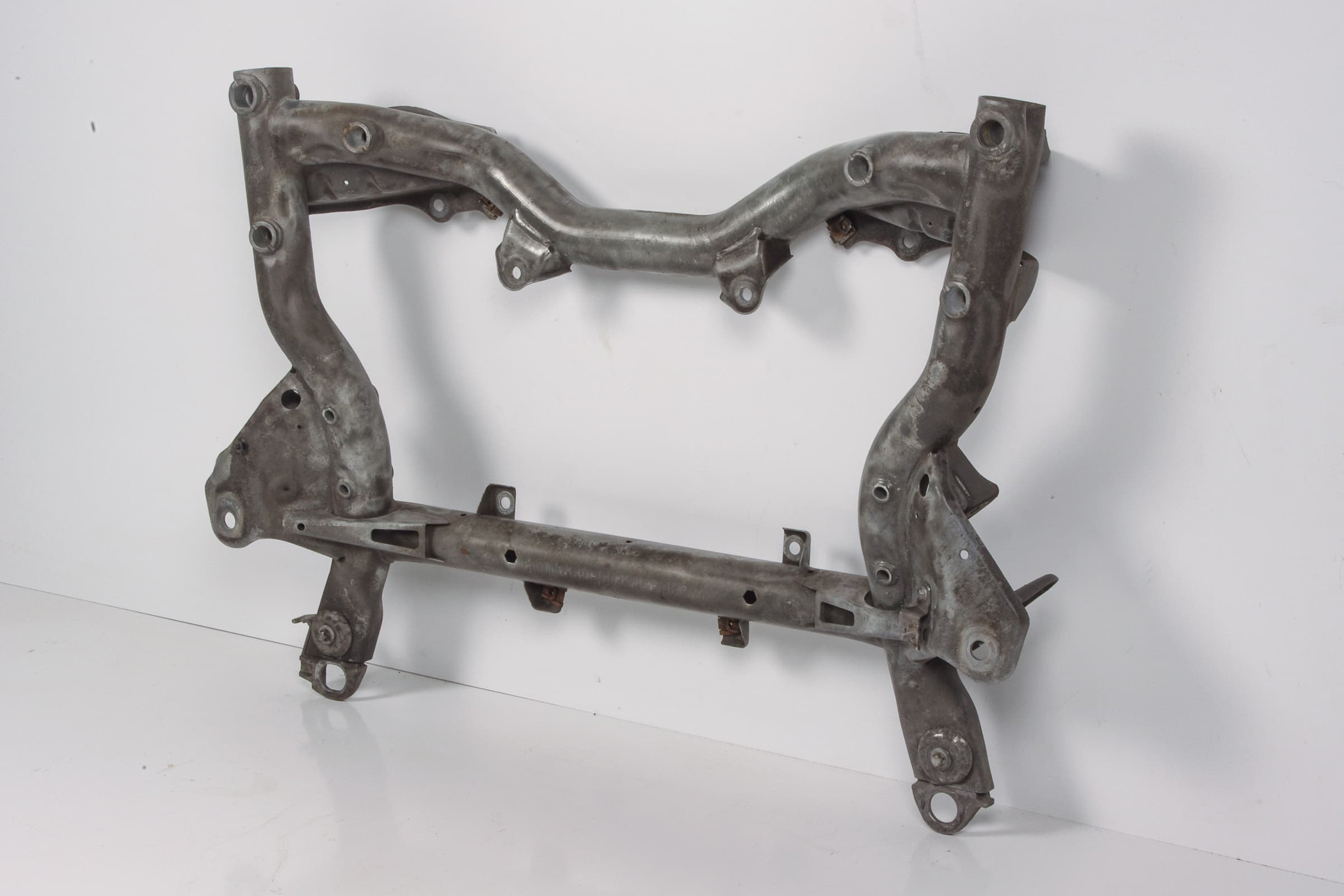 Mercedes 2046281057 Subframe - Front | W204 C C207 A207 E