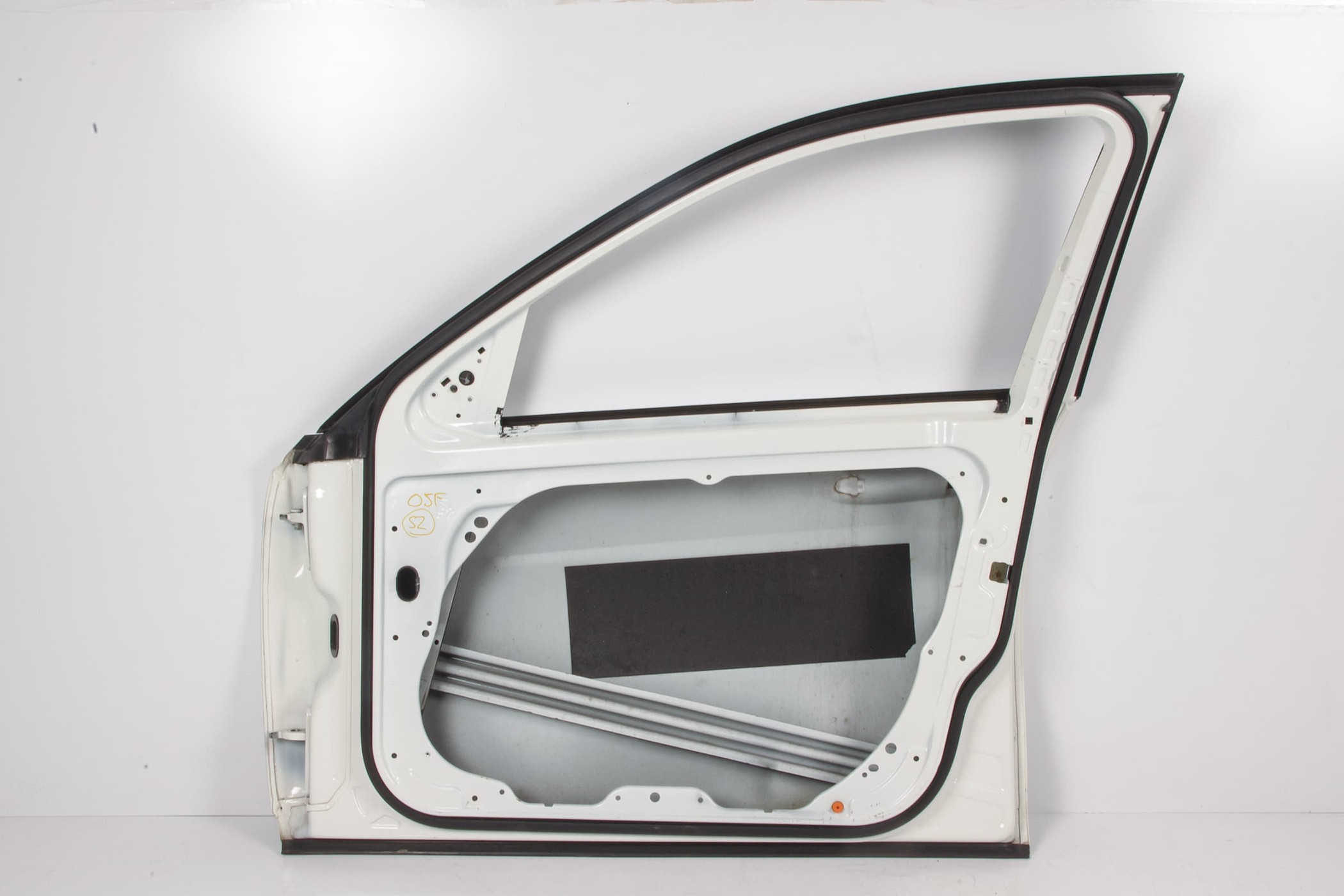 Mercedes 2047200205 Door Shell - Front Right White | W204 C