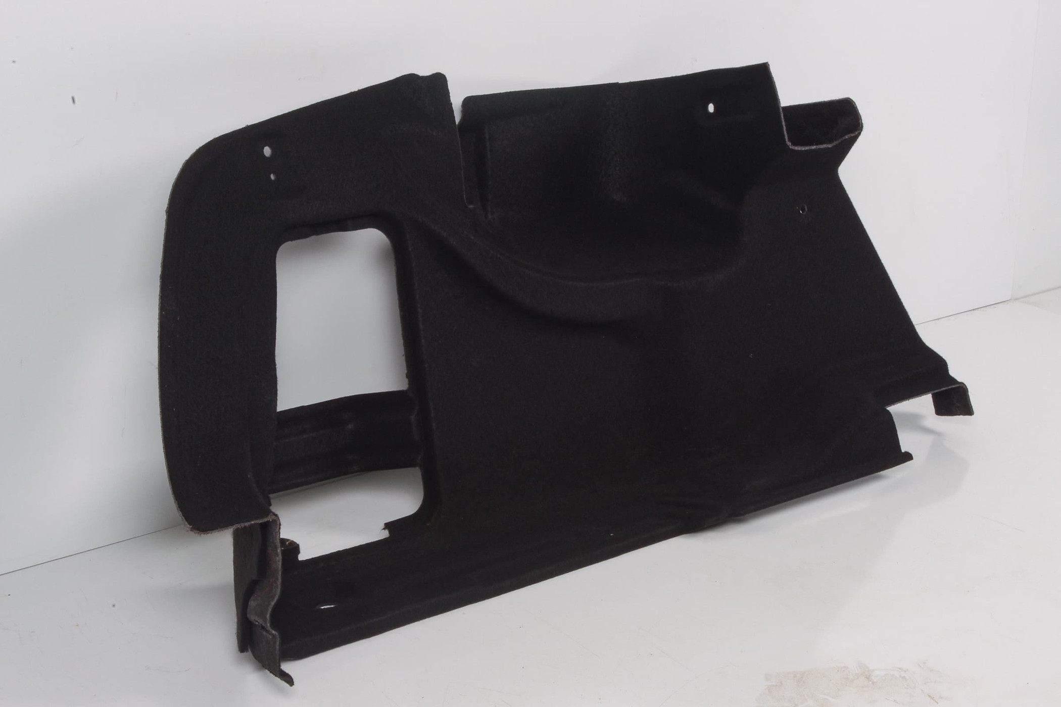 Mercedes 2046905626 Boot Carpet Panel - Left Black | W204 C