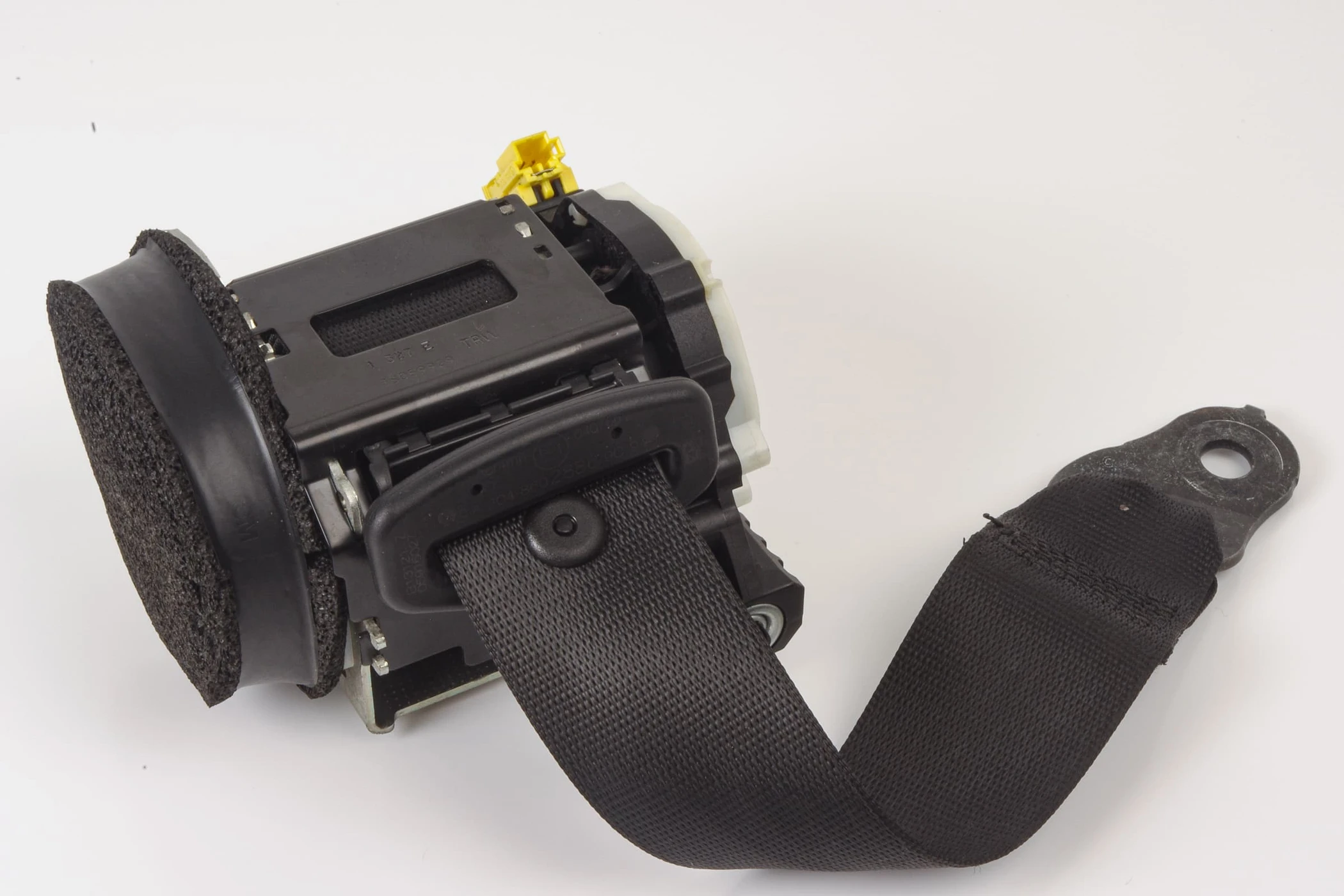 Mercedes 2048605686 Seat Belt - Rear Right Black | W204 C
