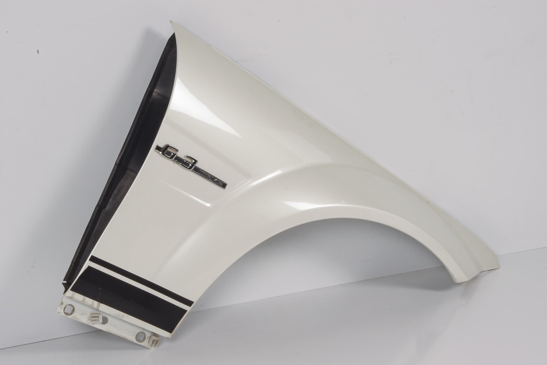 Mercedes 2048800818 AMG Wing - Front Right White | W204 C
