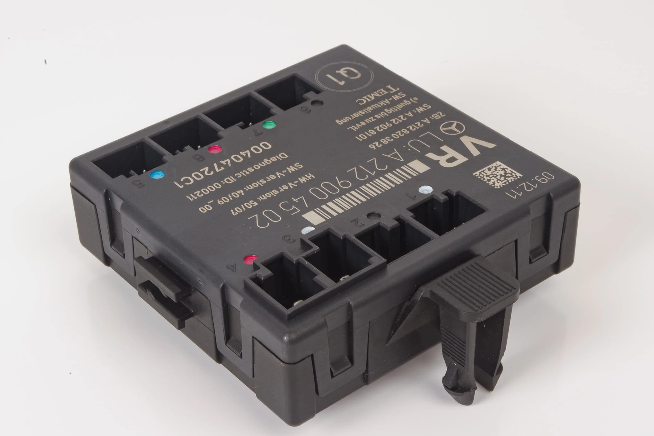 Mercedes 2129004502 Door Control Unit - Front Right | W204 C X204 GLK C207...