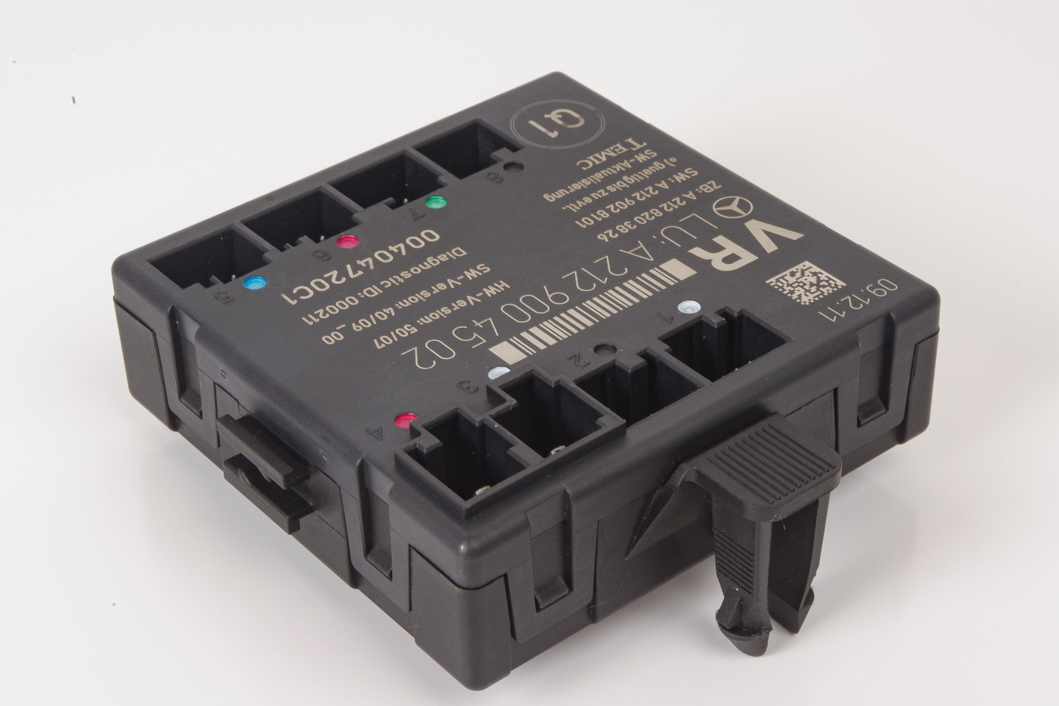 Mercedes 2129004502 Door Control Unit - Front Right | W204 C X204 GLK C207...