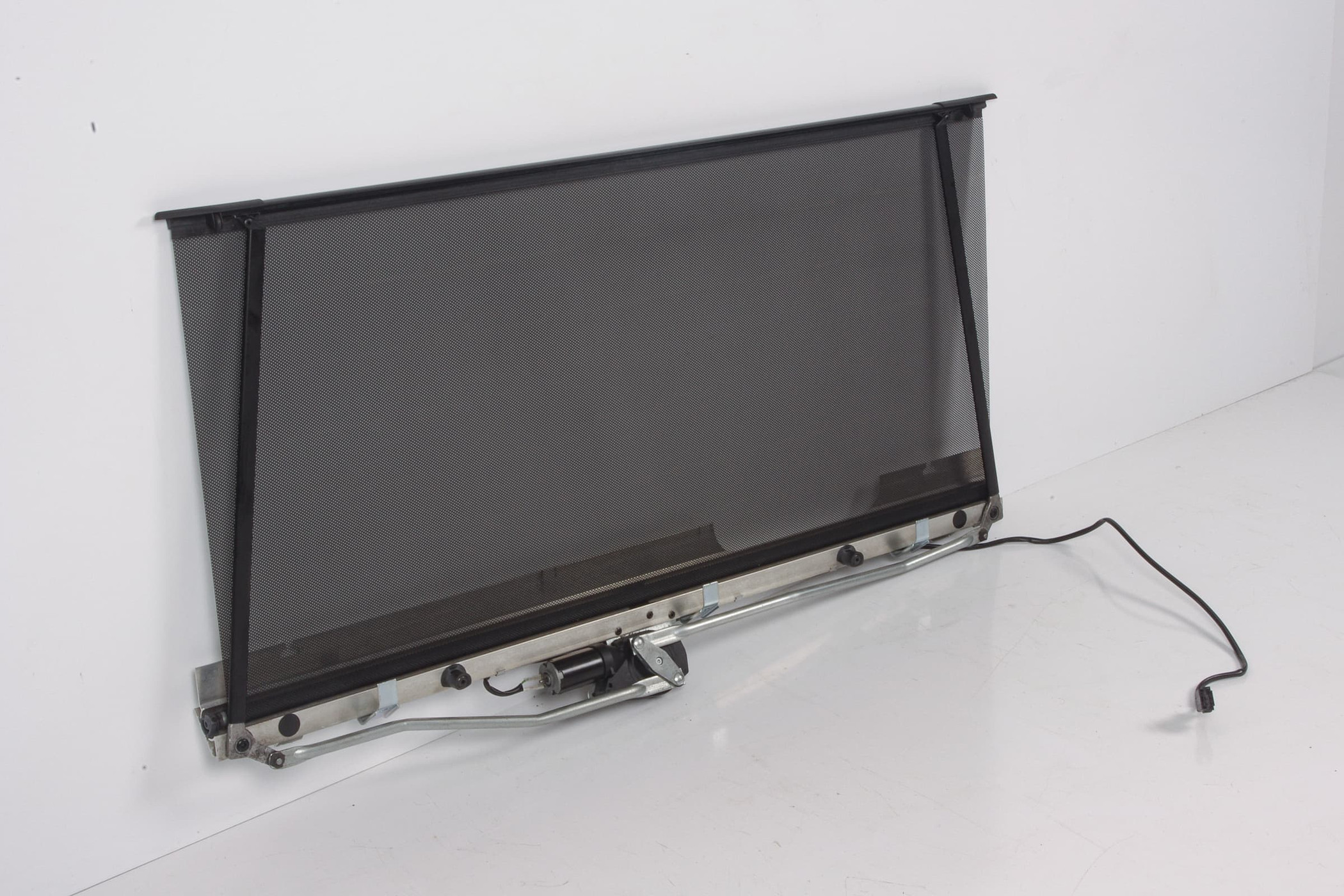 Mercedes 2048100020 Roller Blind - Black | W204 C