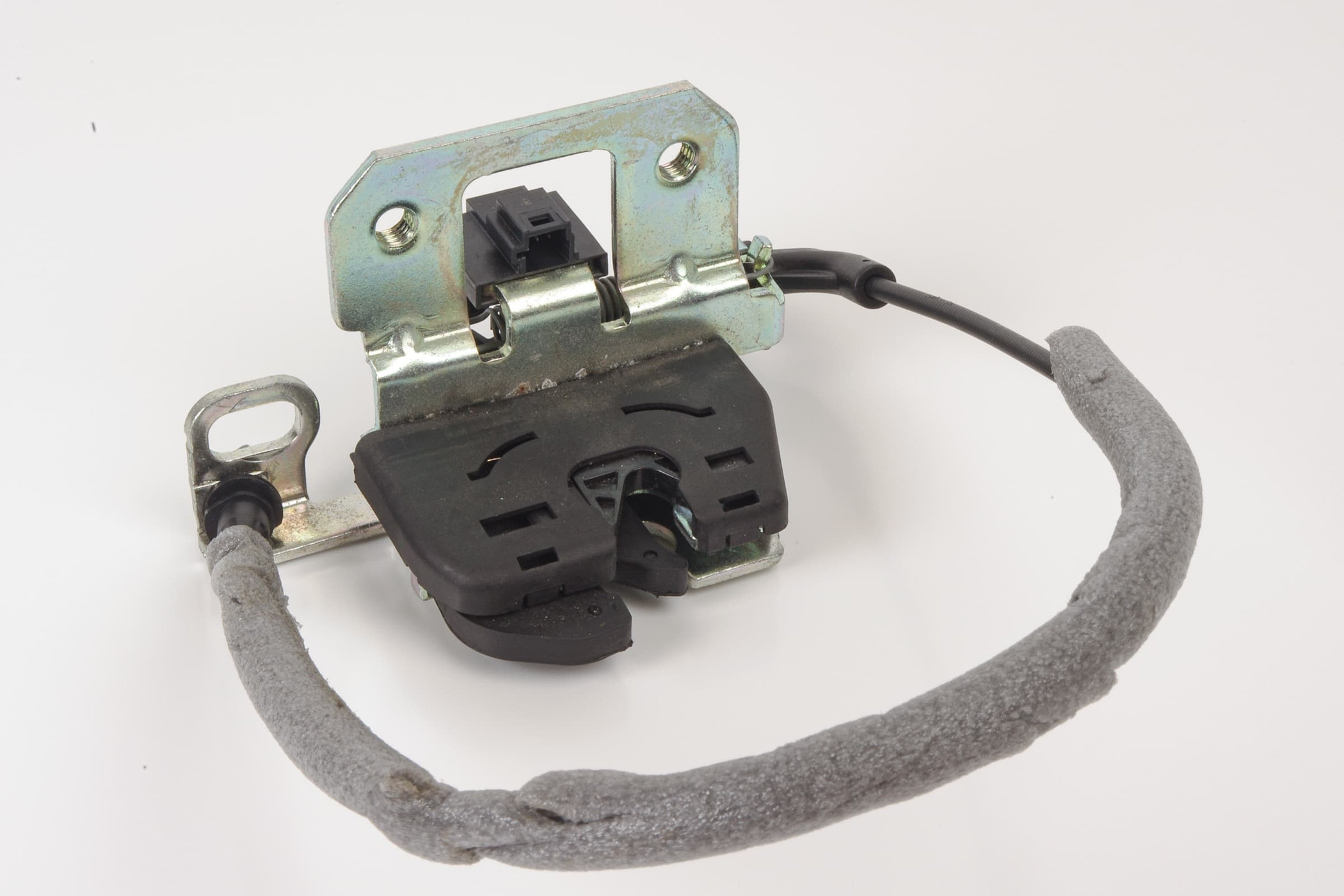 Mercedes 2049200972 Seat Lock Release - Rear | W204 C