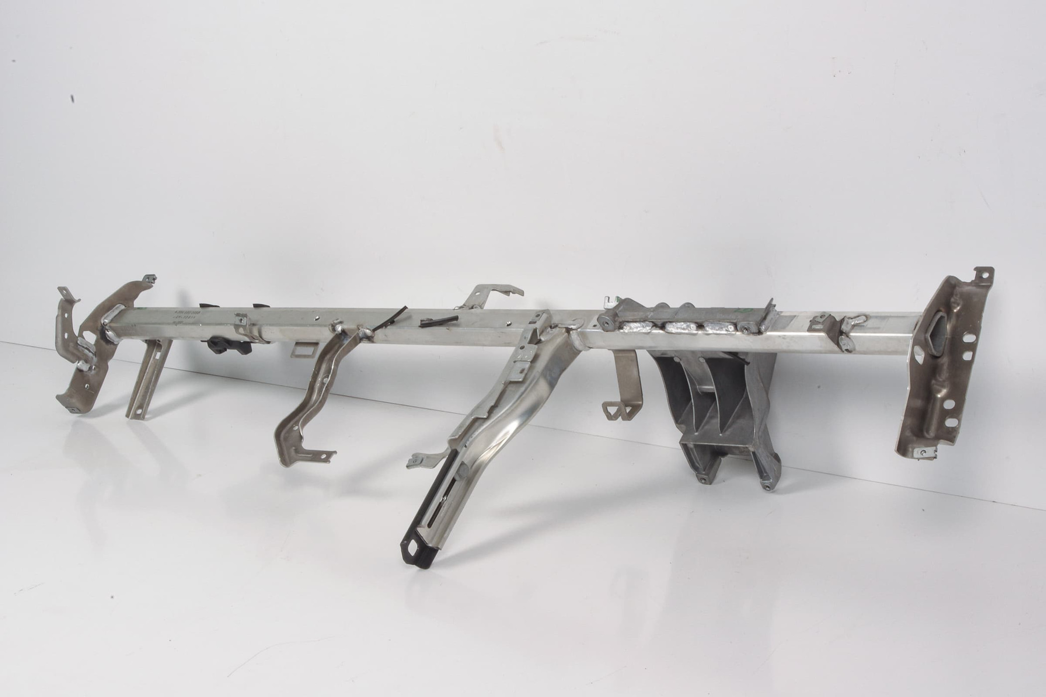 Mercedes 2046800955 Crossmember | W204 C