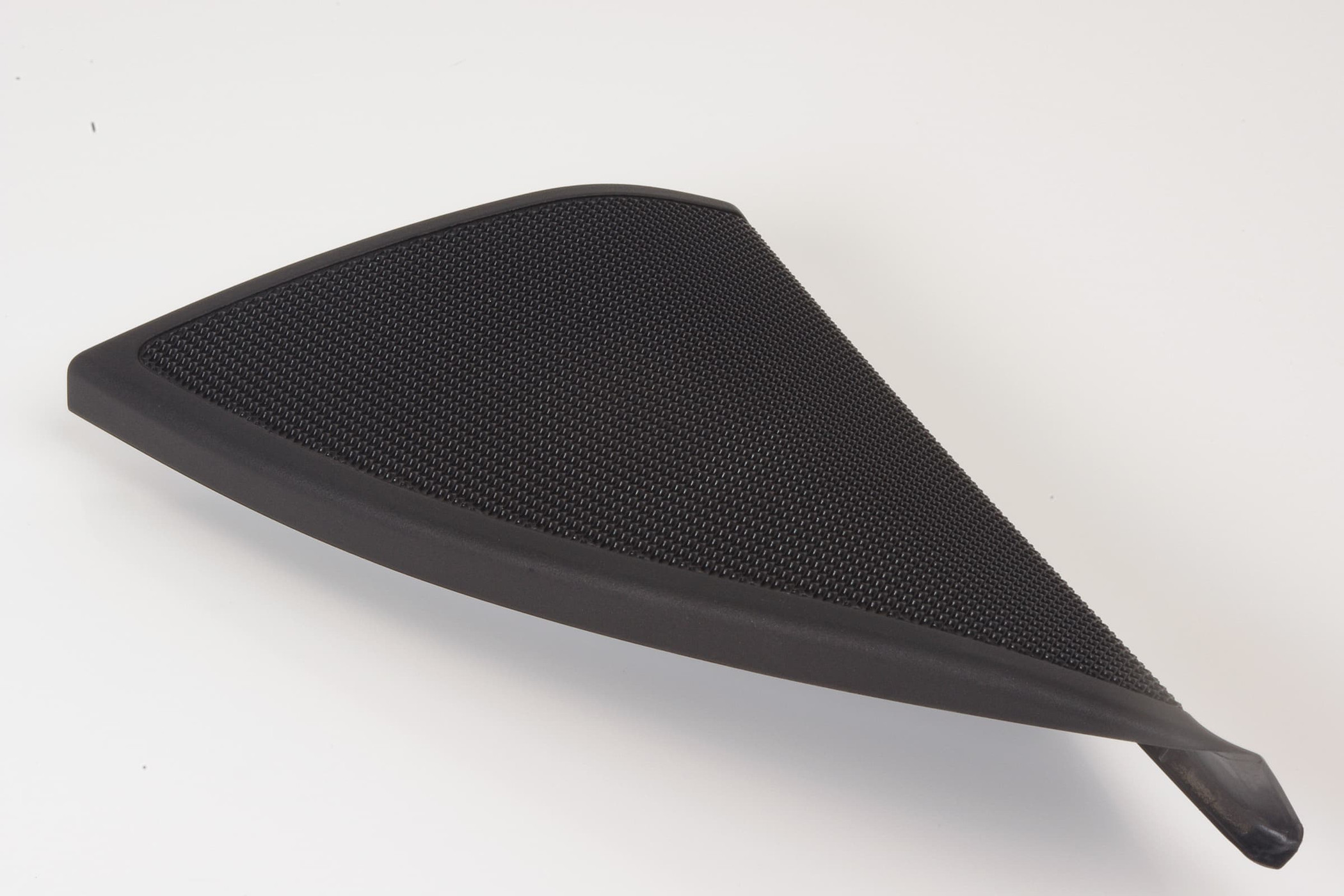 Mercedes 2047200148 Dashboard Speaker Tweeter - Left Black | W204 C