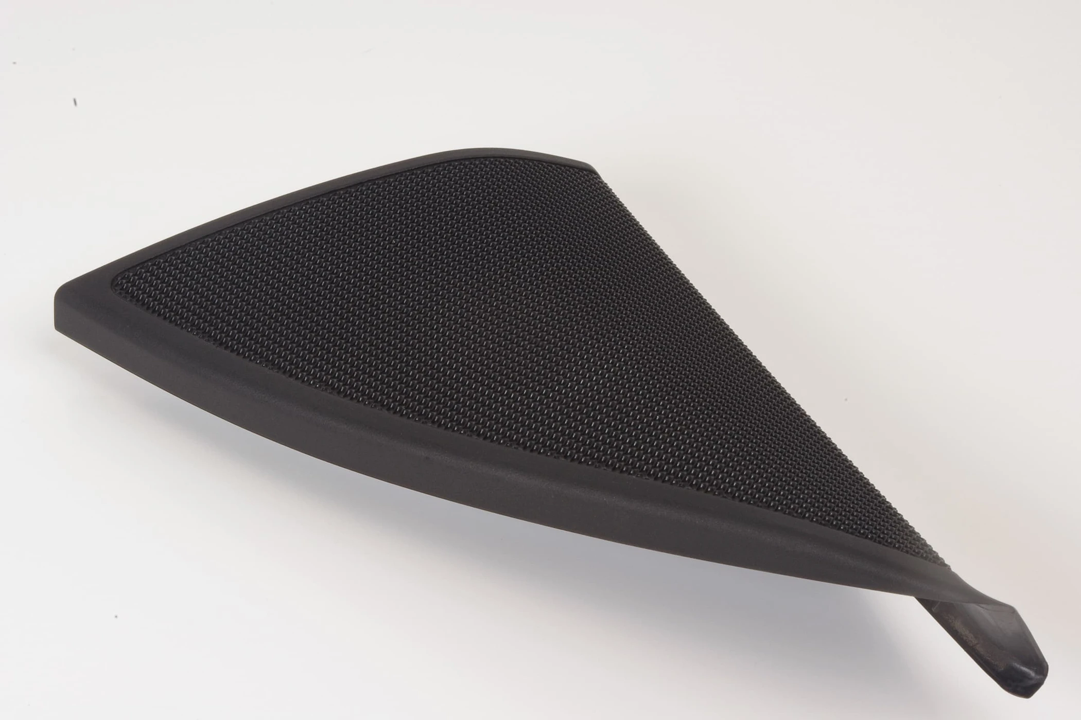 Mercedes 2047200148 Dashboard Speaker Tweeter - Left Black | W204 C