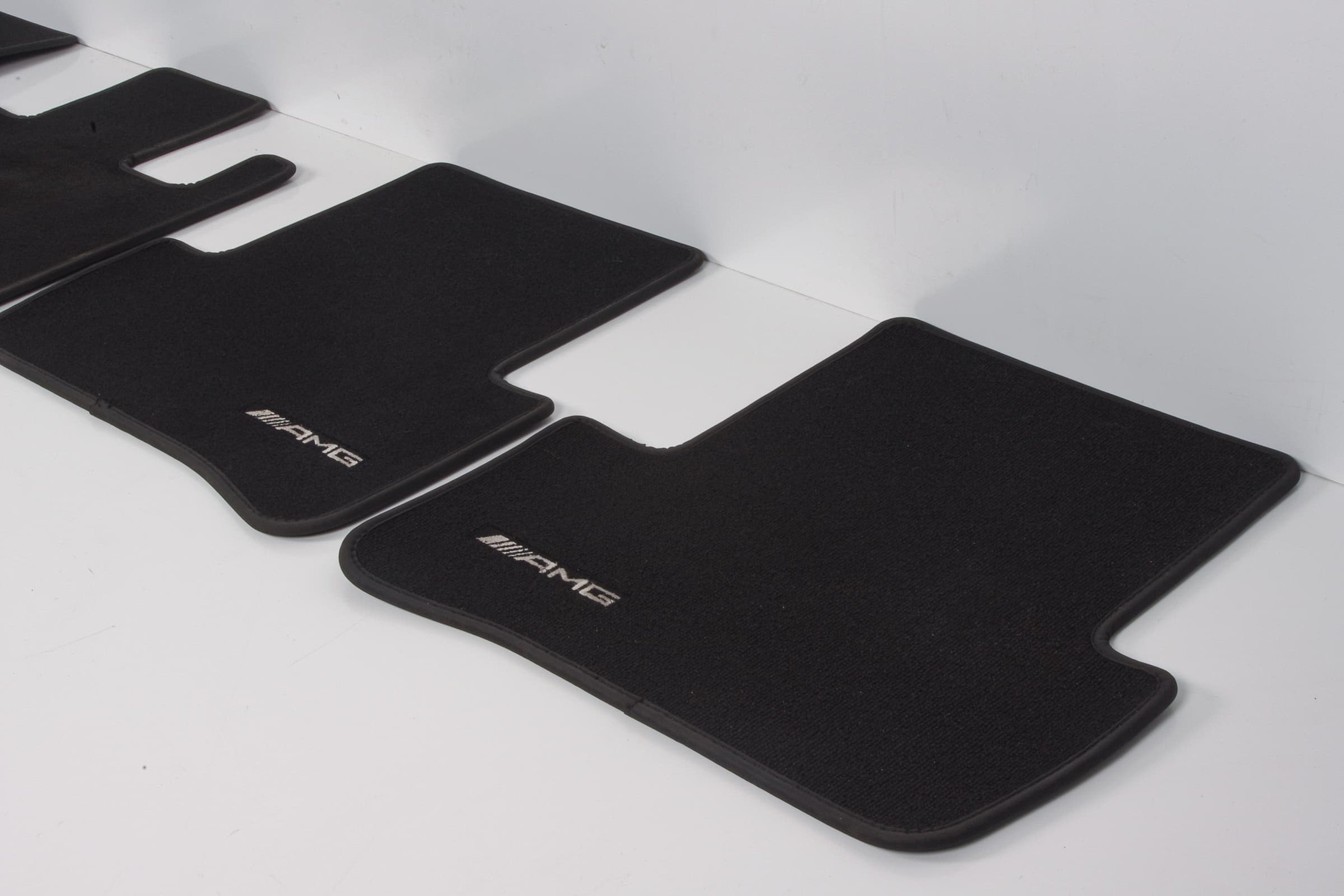Mercedes 2046800204 AMG Floor Mat Set - Black | W204 C