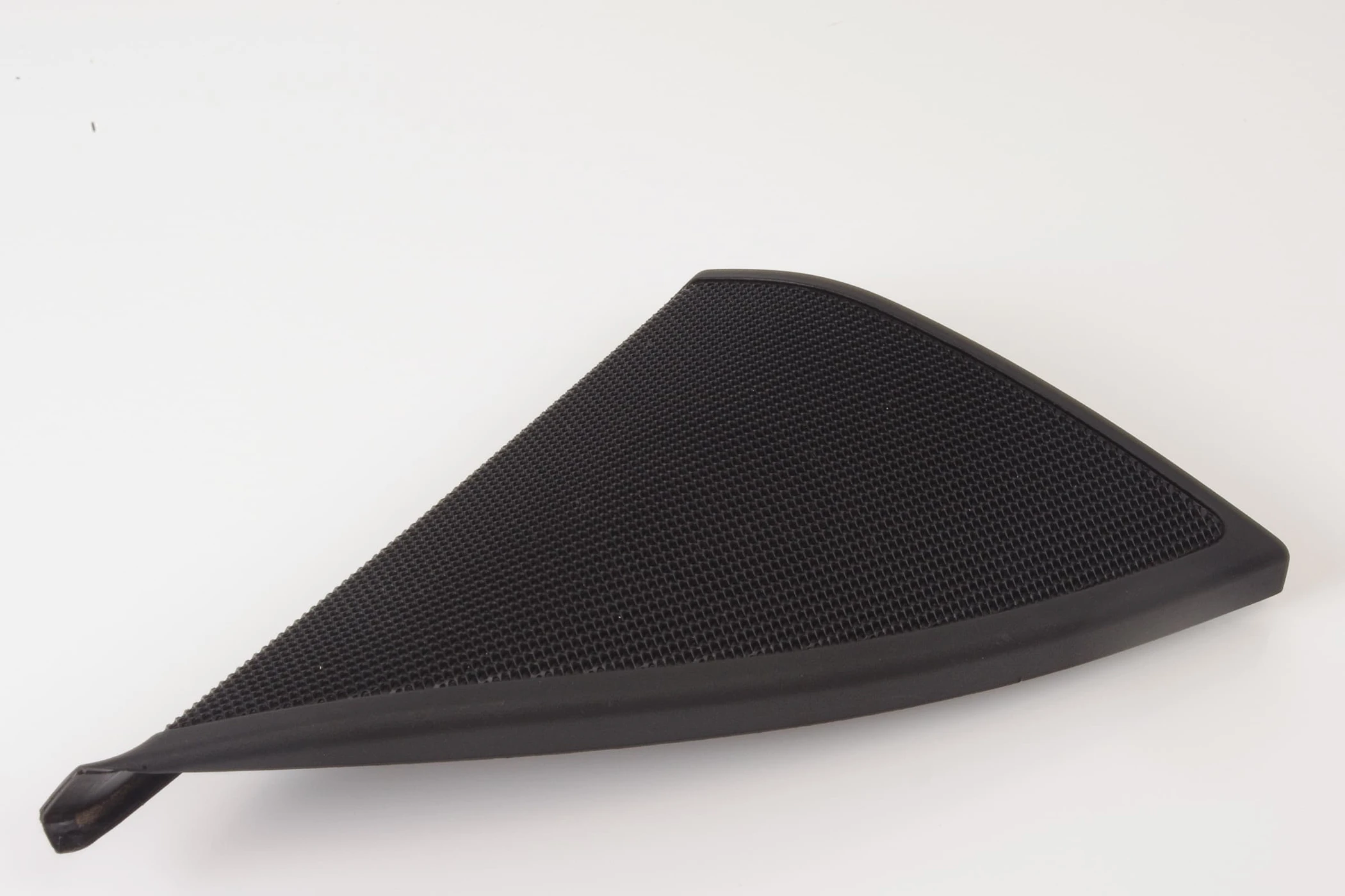 Mercedes 2047200248 Dashboard Speaker Tweeter - Right Black | W204 C