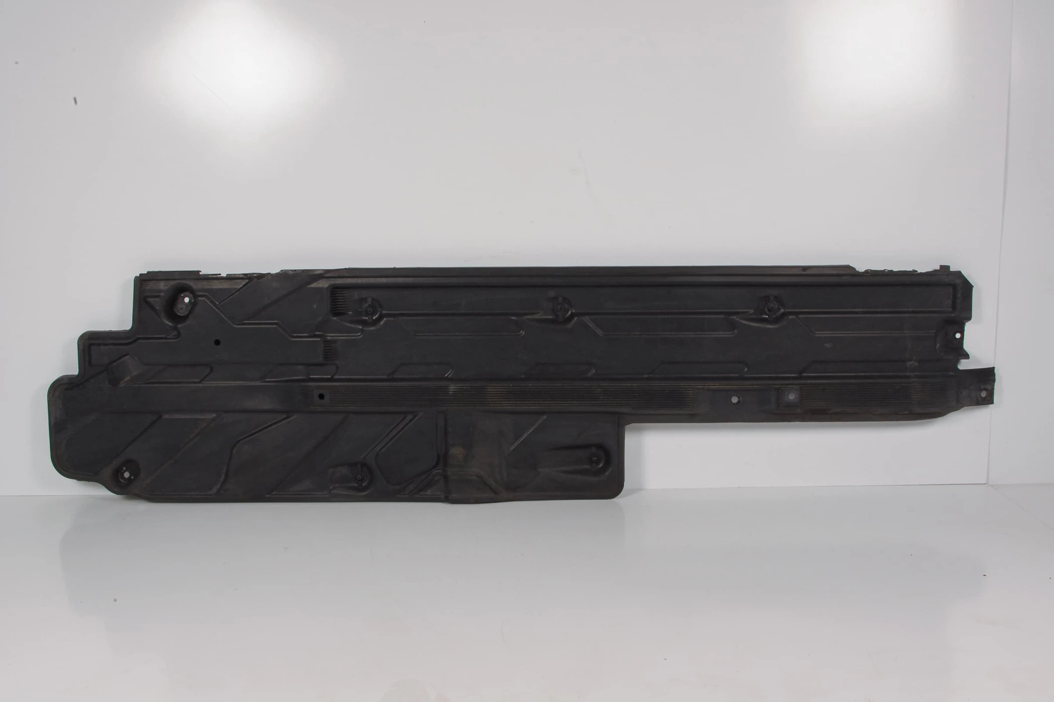 Mercedes 2046101408 Undertray - Right | W204 C