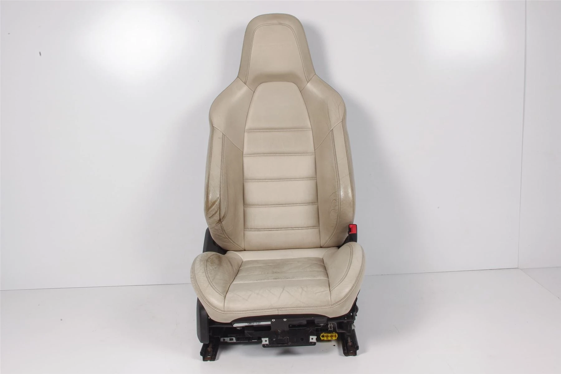 Mercedes 2049104433 AMG Seat - Front Right Cream | W124 E W126 S W201 W204 C