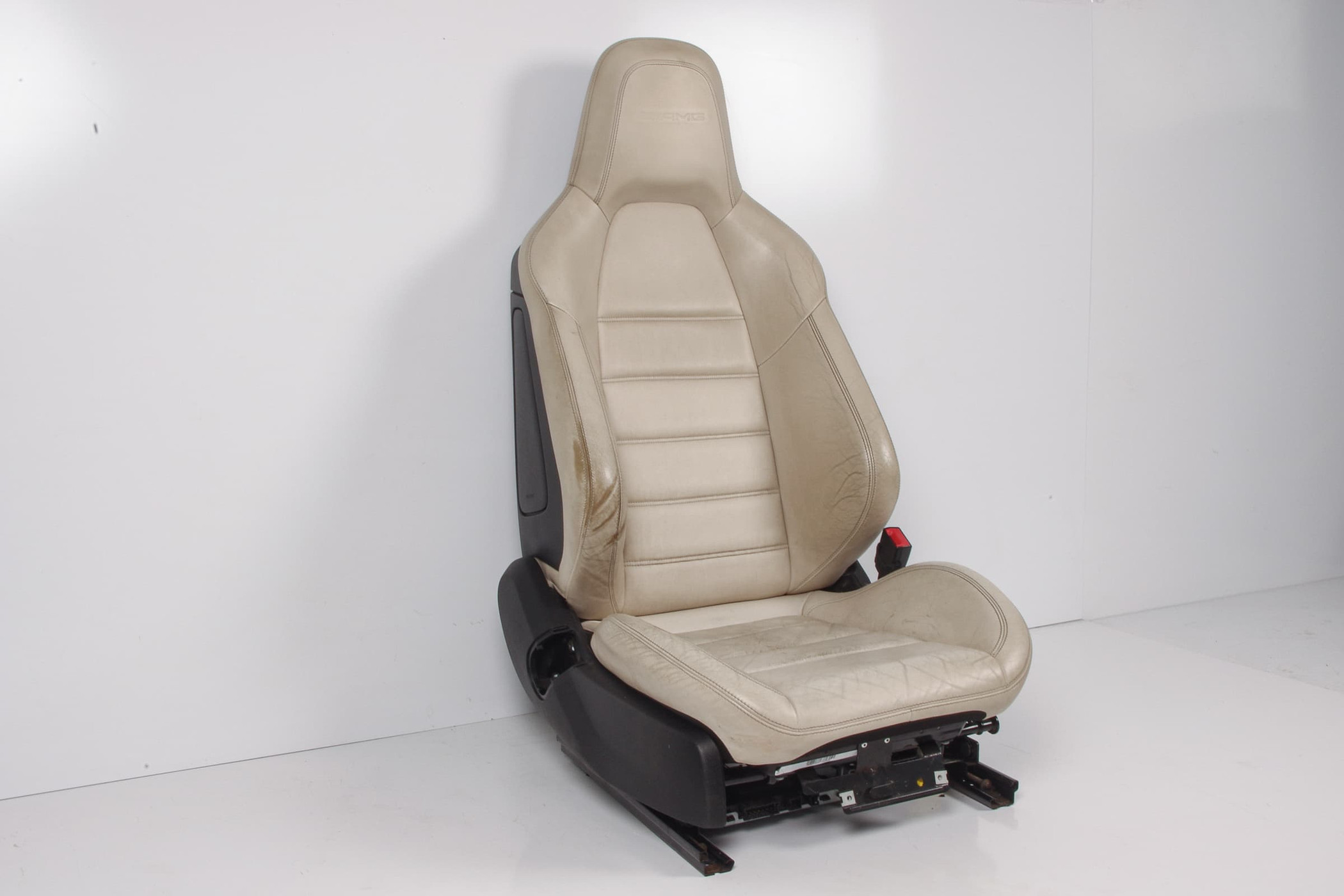 Mercedes 2049104433 AMG Seat - Front Right Cream | W124 E W126 S W201 W204 C