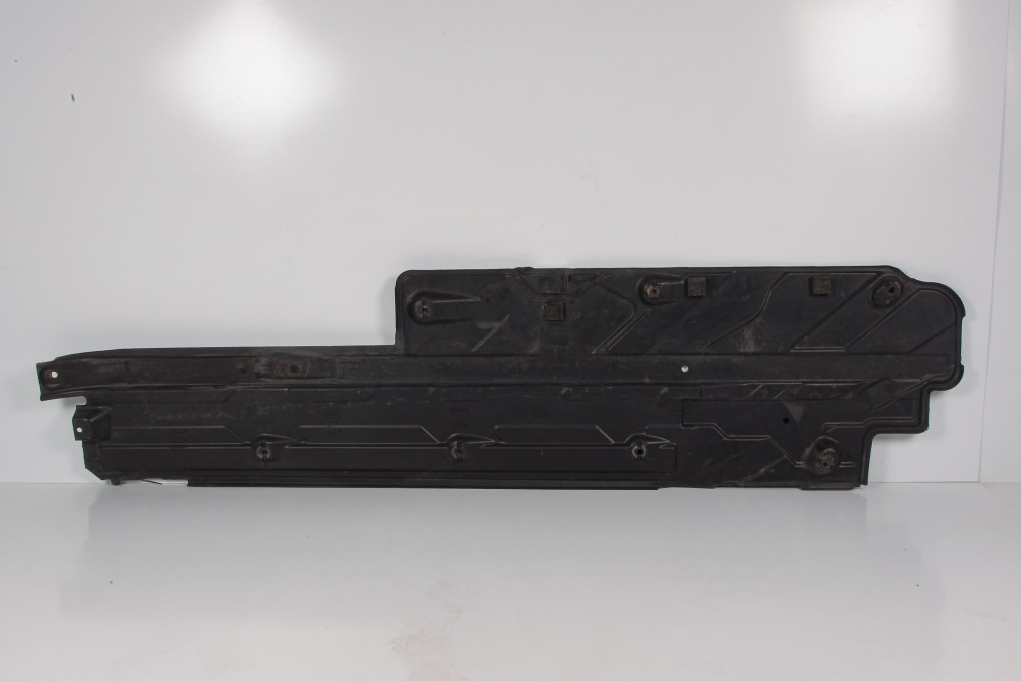 Mercedes 2046804308 Undertray - Left | W204 C
