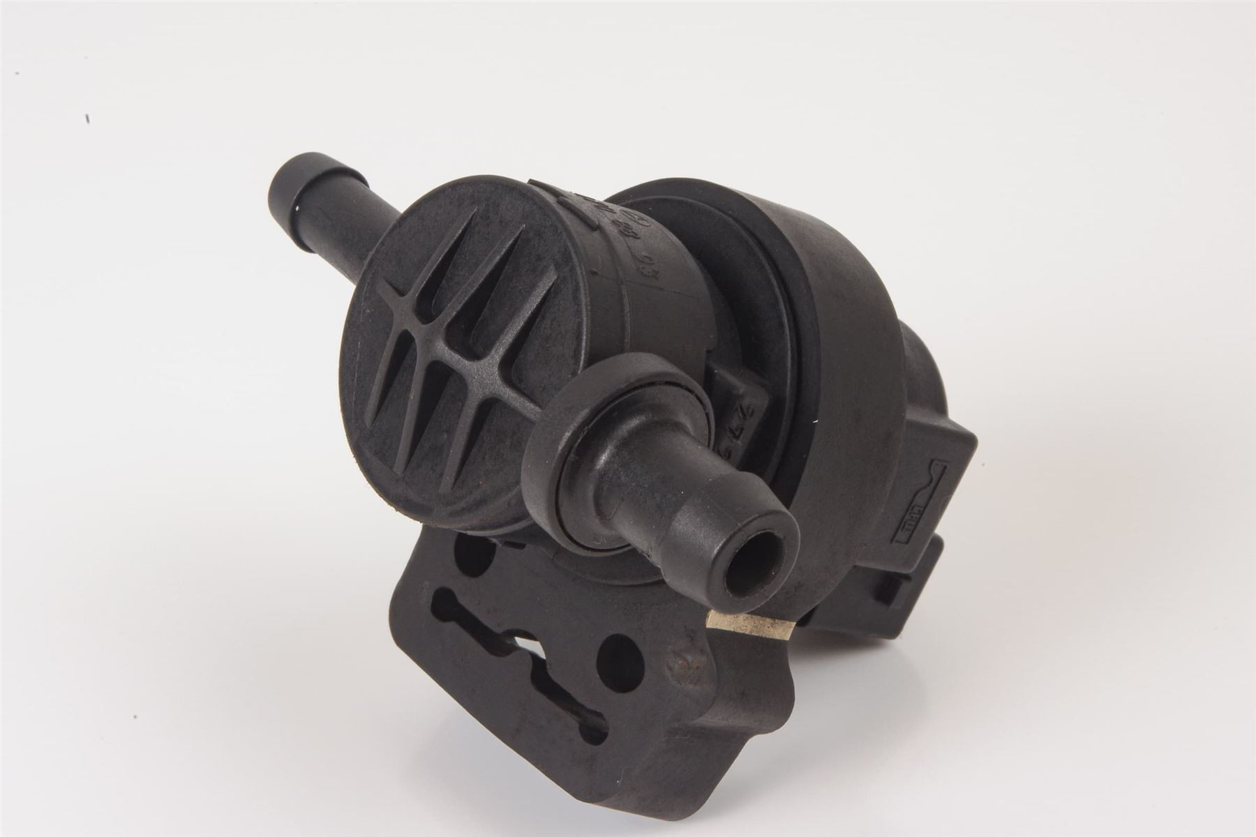 Mercedes 0004708893 Purge Valve | R171 SLK C197 SLS W203 CL203 W204 C X204...