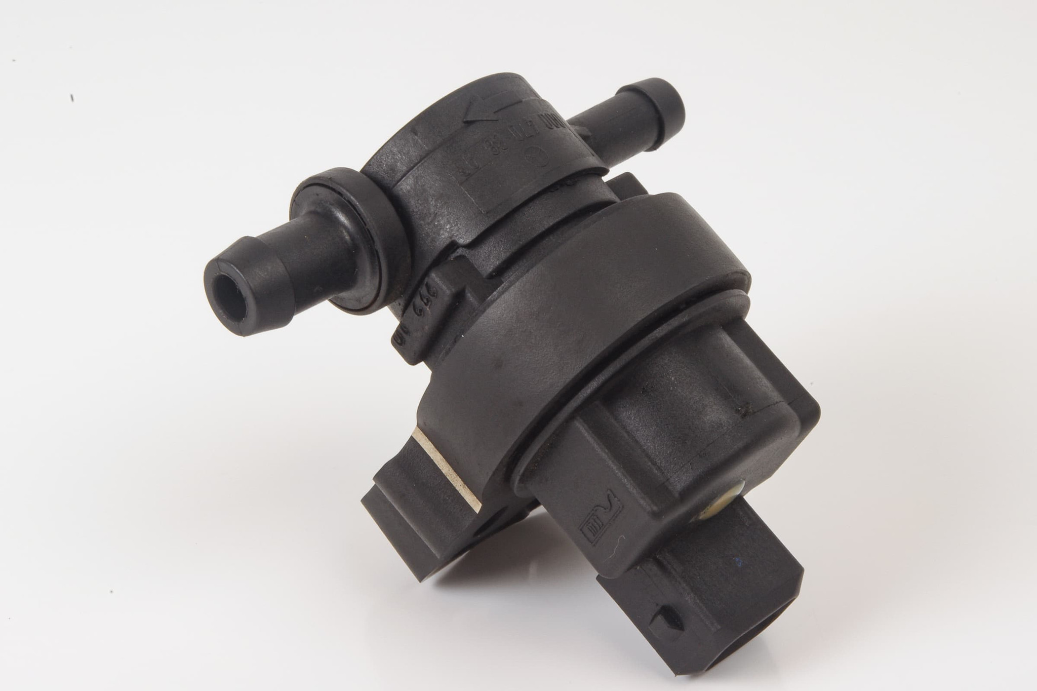 Mercedes 0004708893 Purge Valve | R171 SLK C197 SLS W203 CL203 W204 C X204...