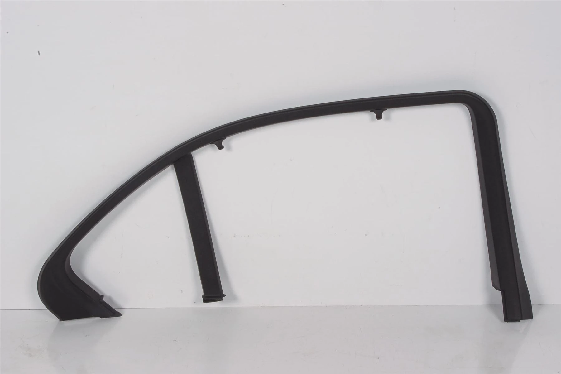 Mercedes 2047350171 Window Trim - Rear Left Black | W204 C