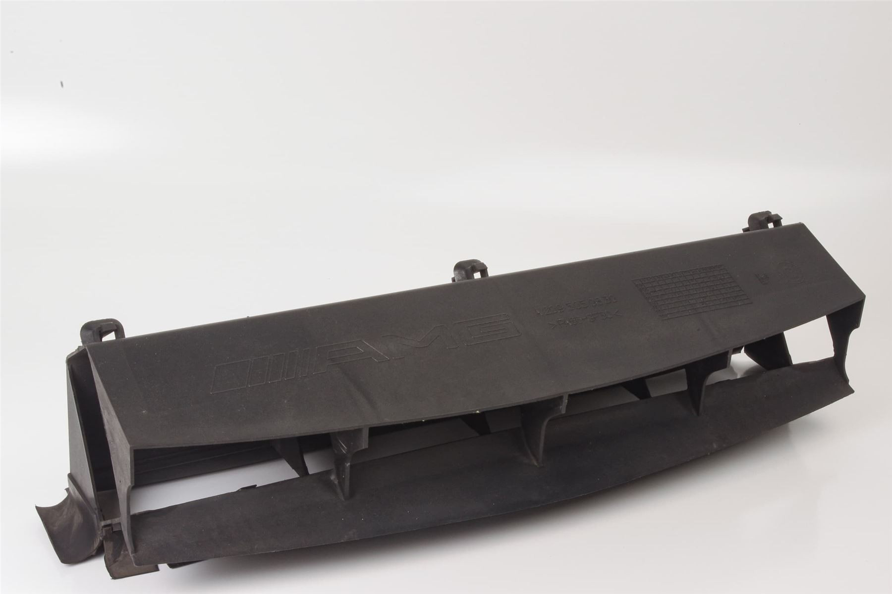 Mercedes 2095050830 AMG Air Duct | W204 C C209 A209 CLK W211 W212 E C219 CLS