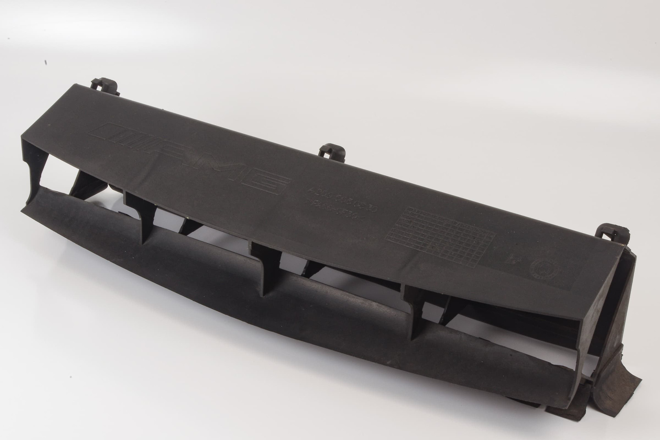 Mercedes 2095050830 AMG Air Duct | W204 C C209 A209 CLK W211 W212 E C219 CLS