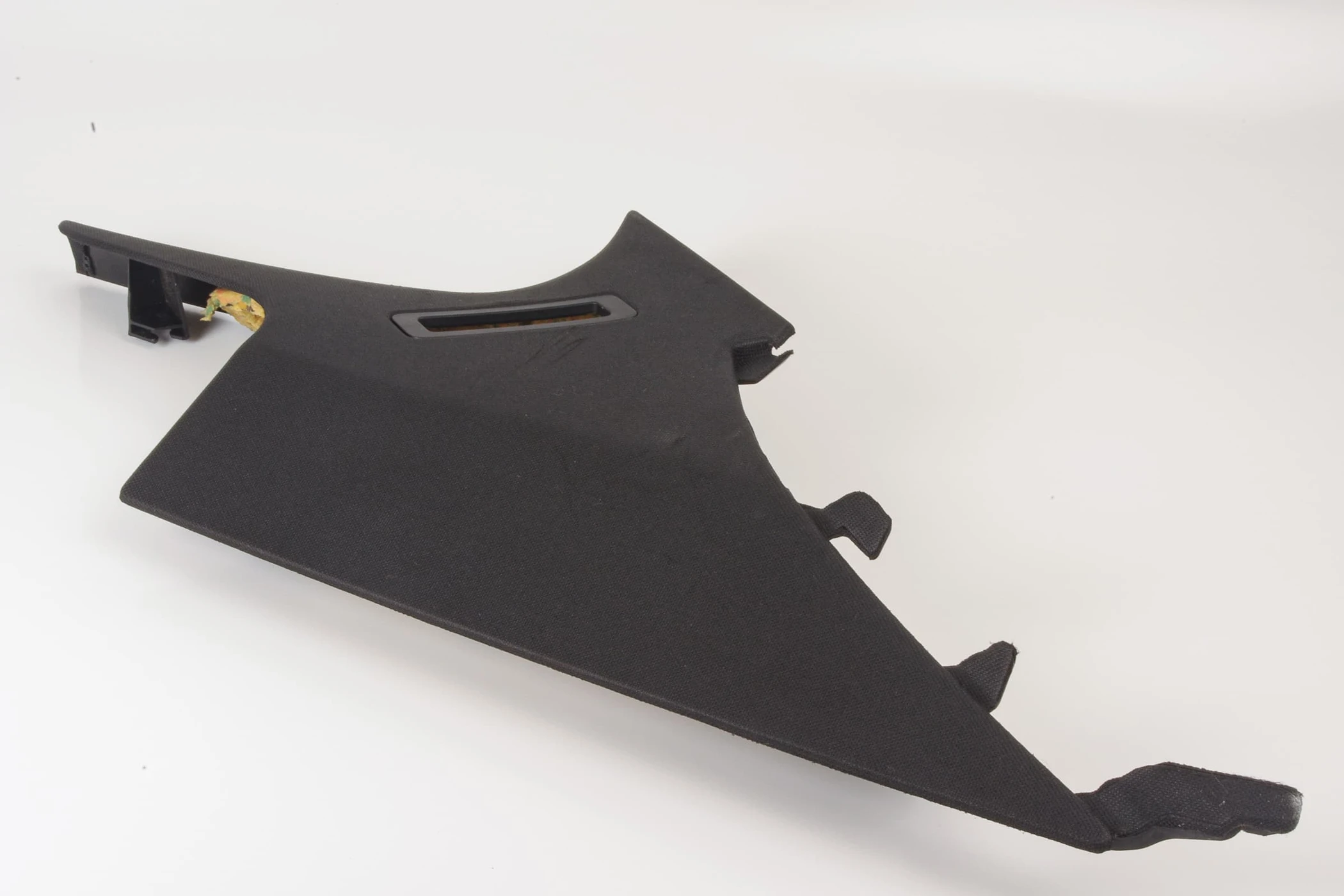Mercedes 2046900725 C Pillar Trim - Left Black | W204 C