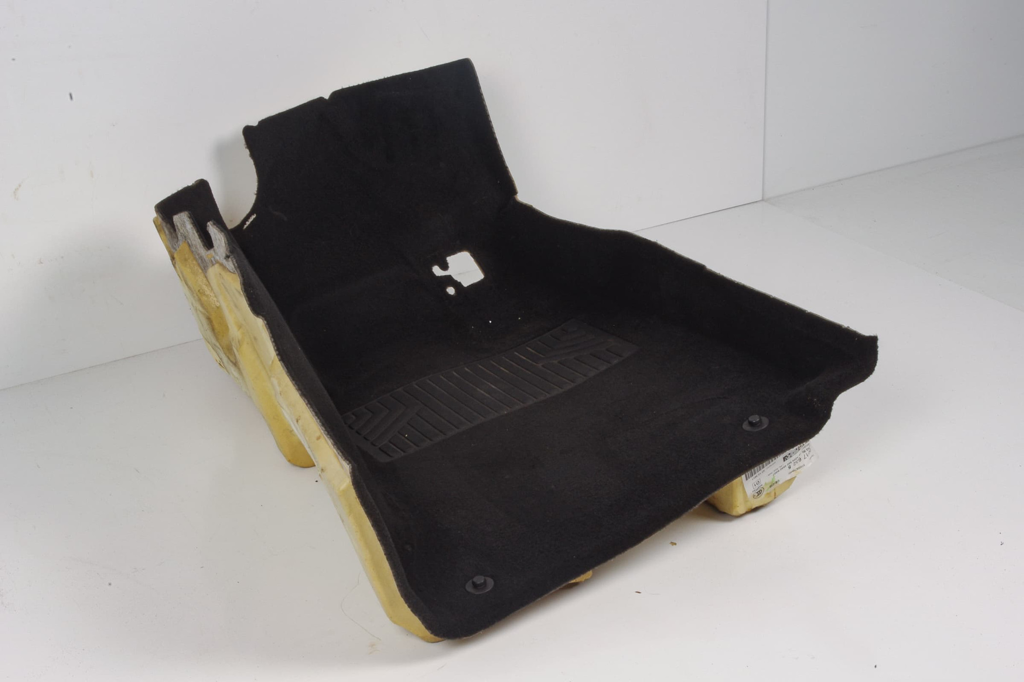 Mercedes 2046804640 Footwell Carpet Trim Panel - Front Right Black | W204 C