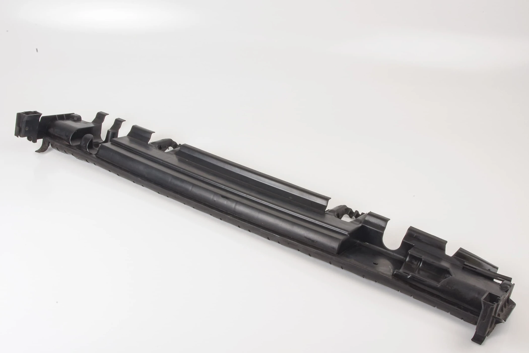 Mercedes 2125000916 AMG Air Duct | W204 C W212 S212 E