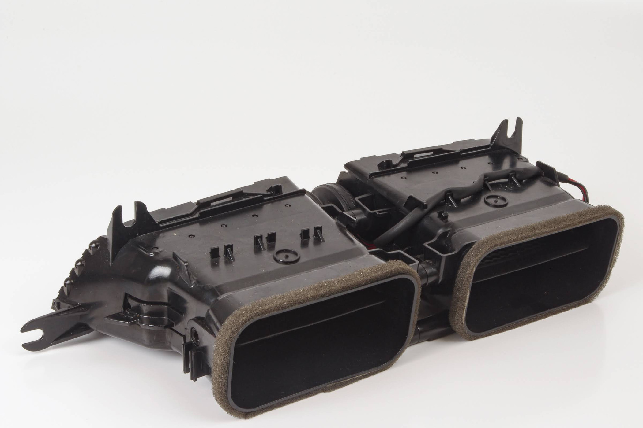 Mercedes 2048308454 Dashboard Air Vent - Black | W204 C