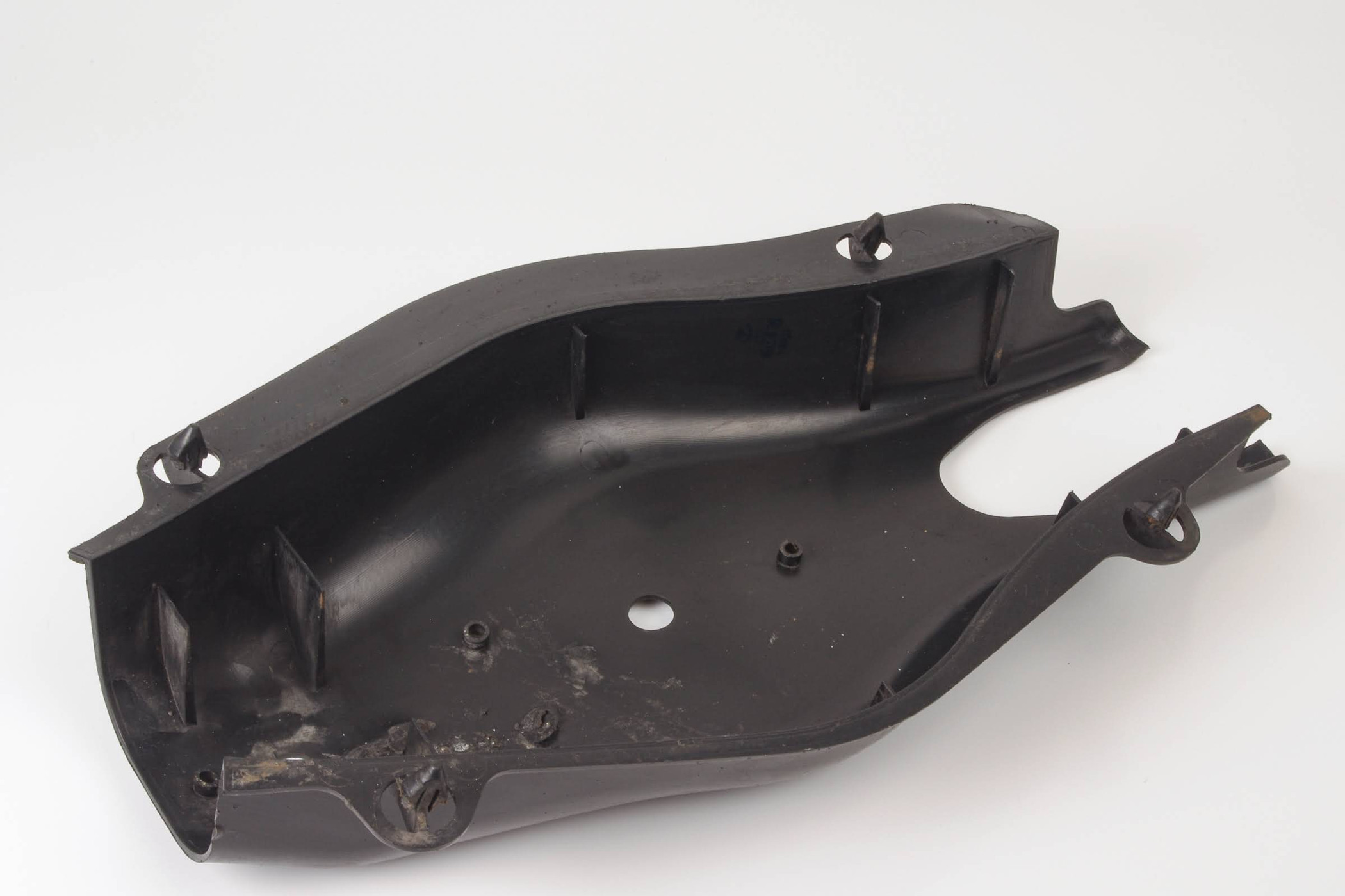 Mercedes 2043521588 Control Arm Cover - Rear Left | W204 C X204 GLK C207 A207...