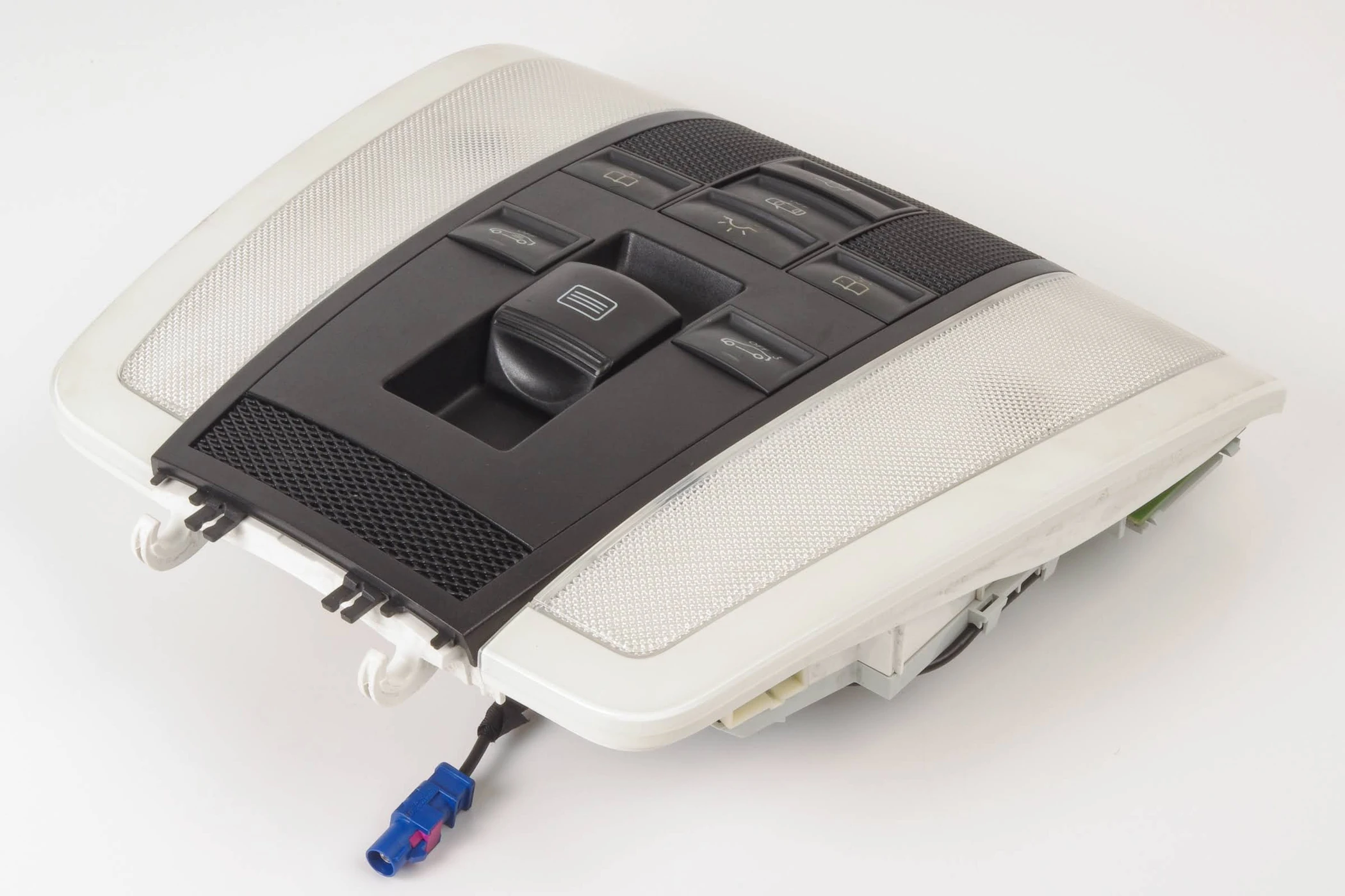 Mercedes 2049009702 Dome Light - Black | W204 C