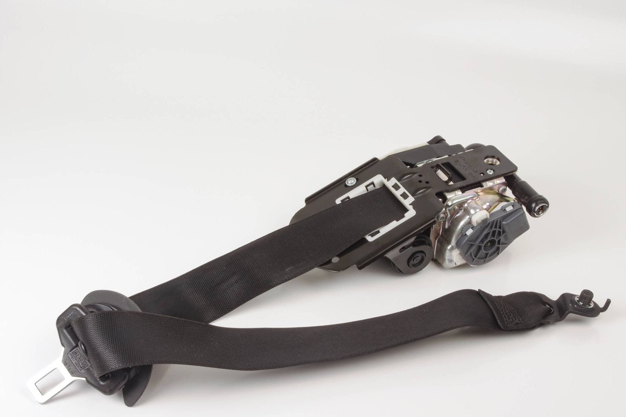 Mercedes 2048602485 Seat Belt - Front Right Black | W204 C X204 GLK