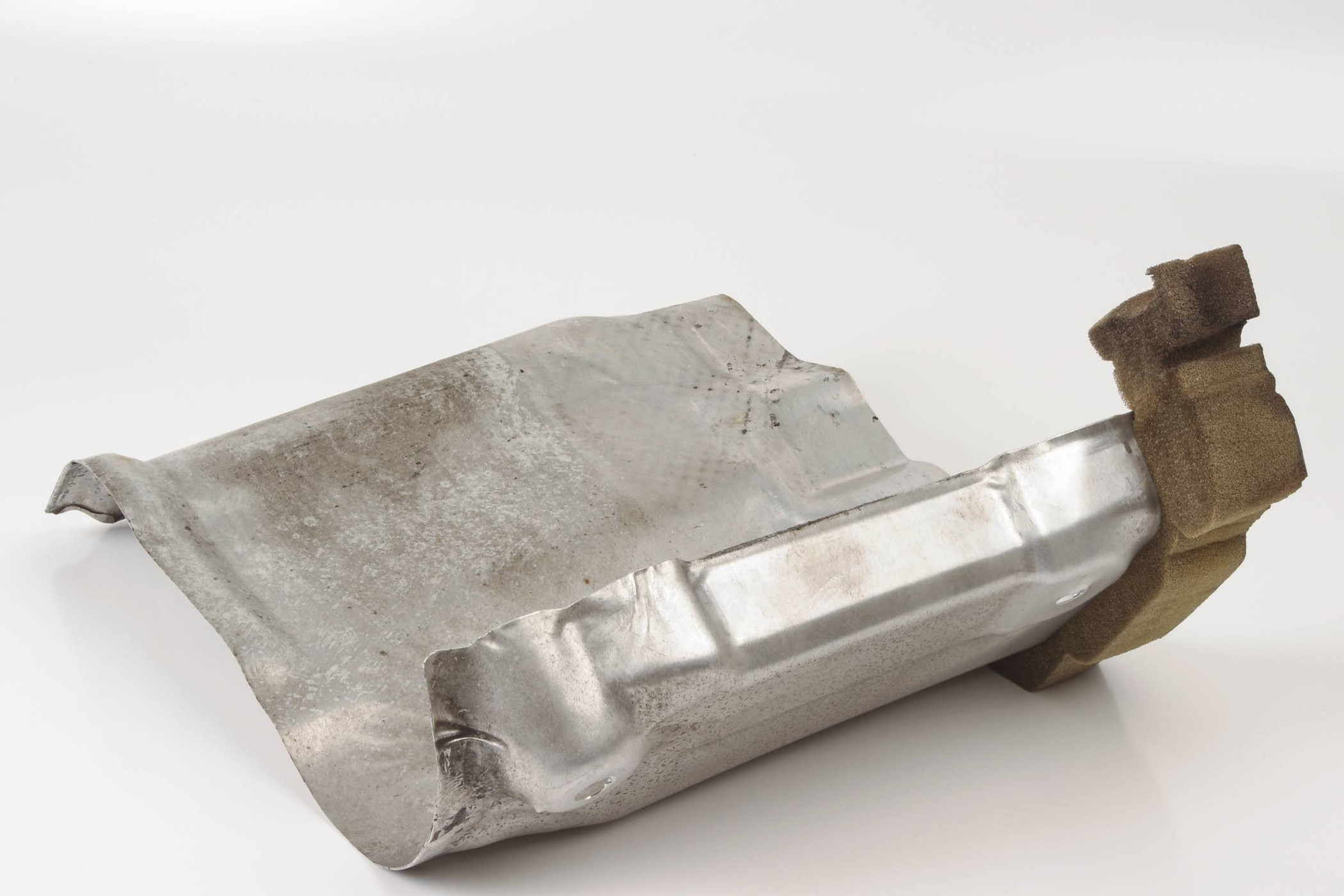 Mercedes 2046802222 Heat Shield - Right | W204 C X204 GLK C207 A207 E